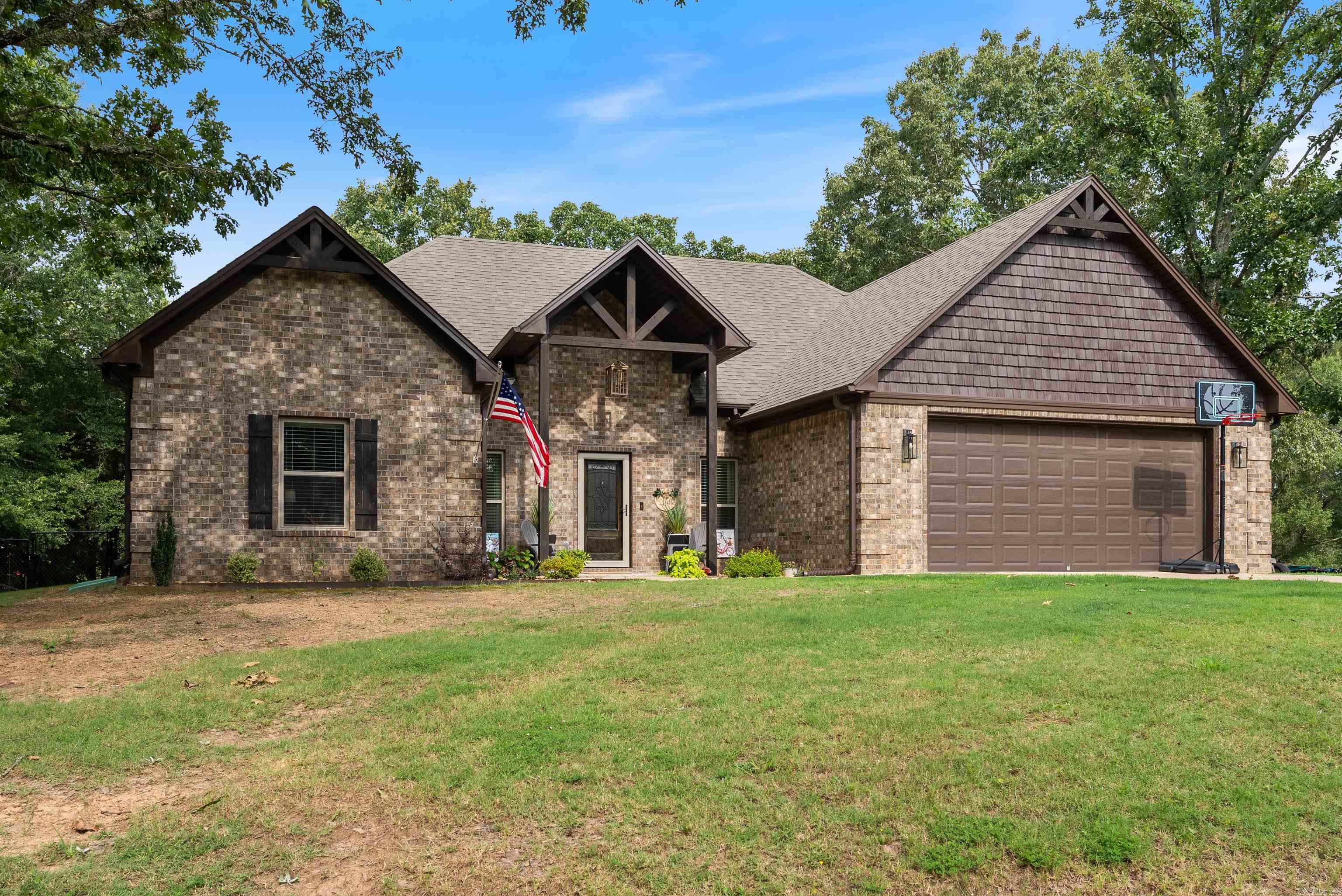 9 N Springhill  Greenbrier, AR