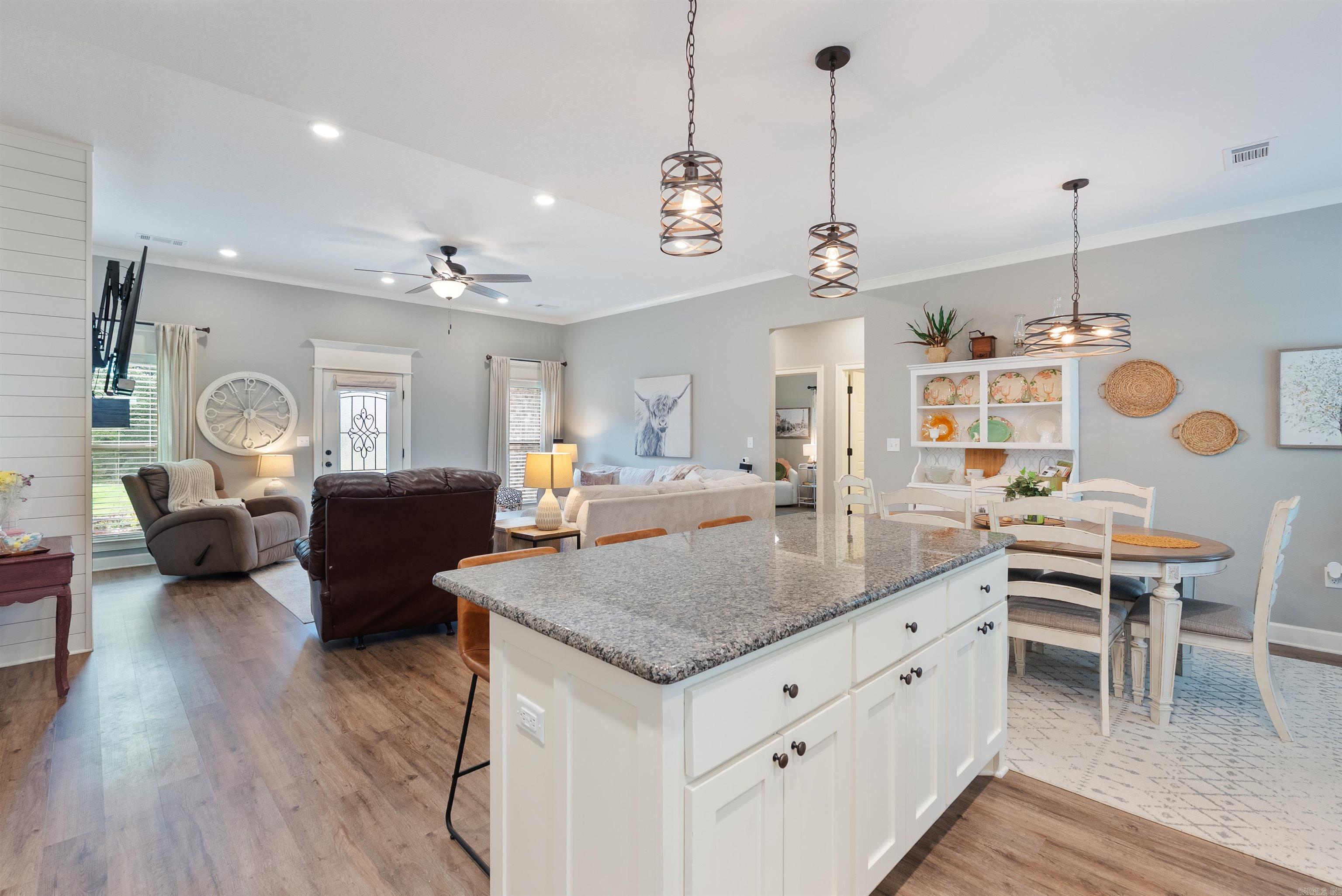 9 N Springhill  Greenbrier, AR