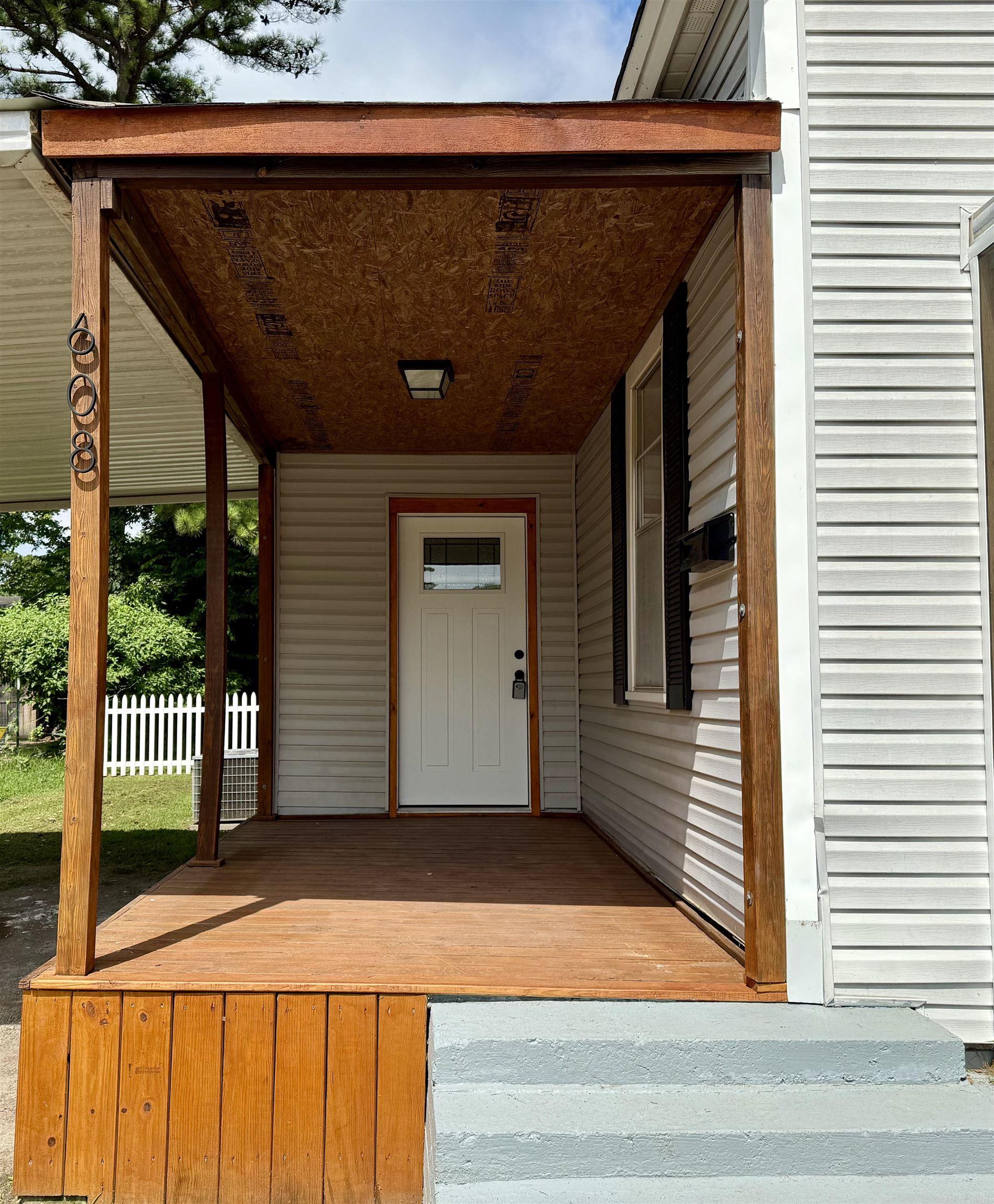 608 S 6th Street Paragould, AR 72450