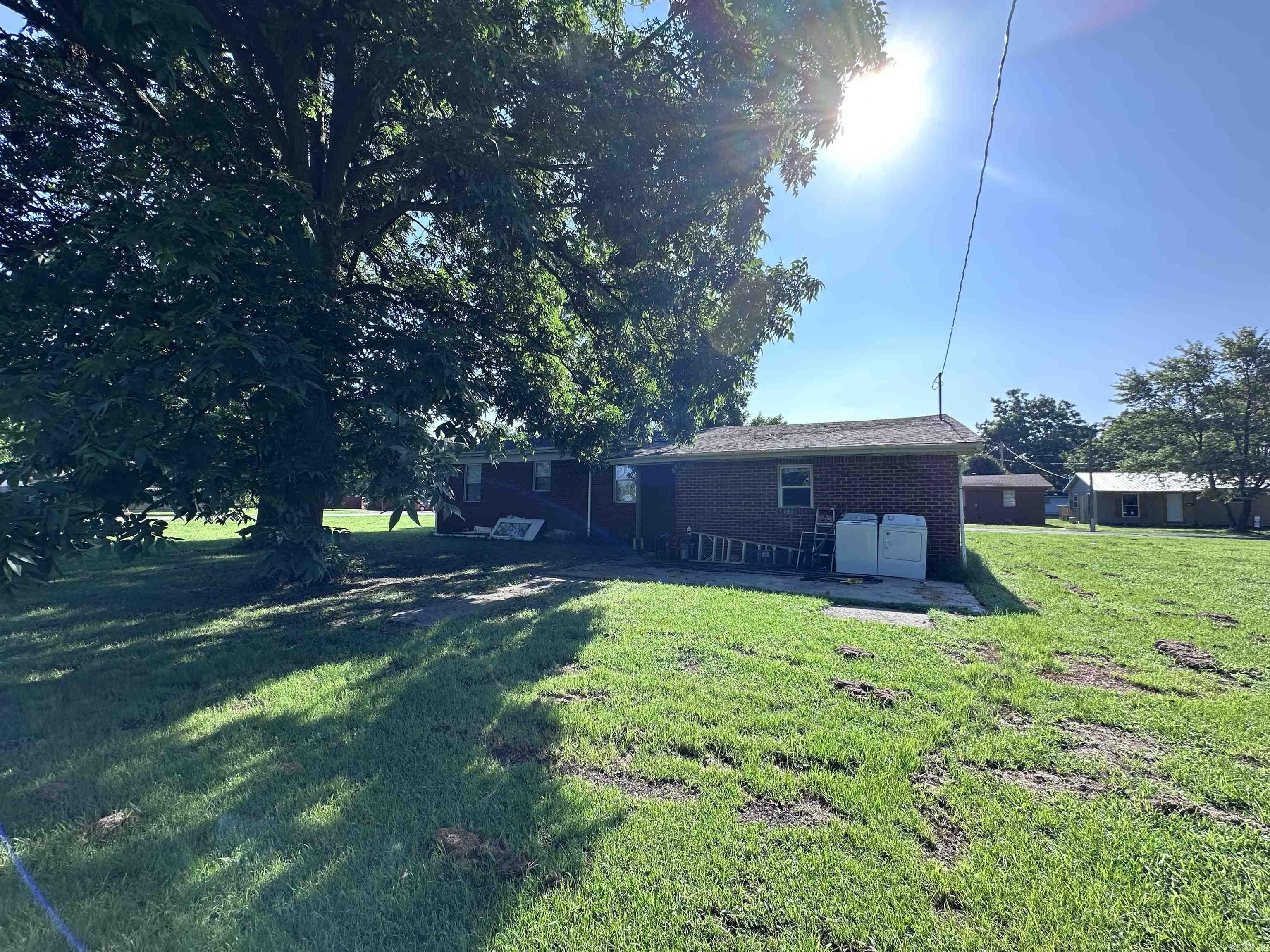 604 S Ballard  Rector, AR