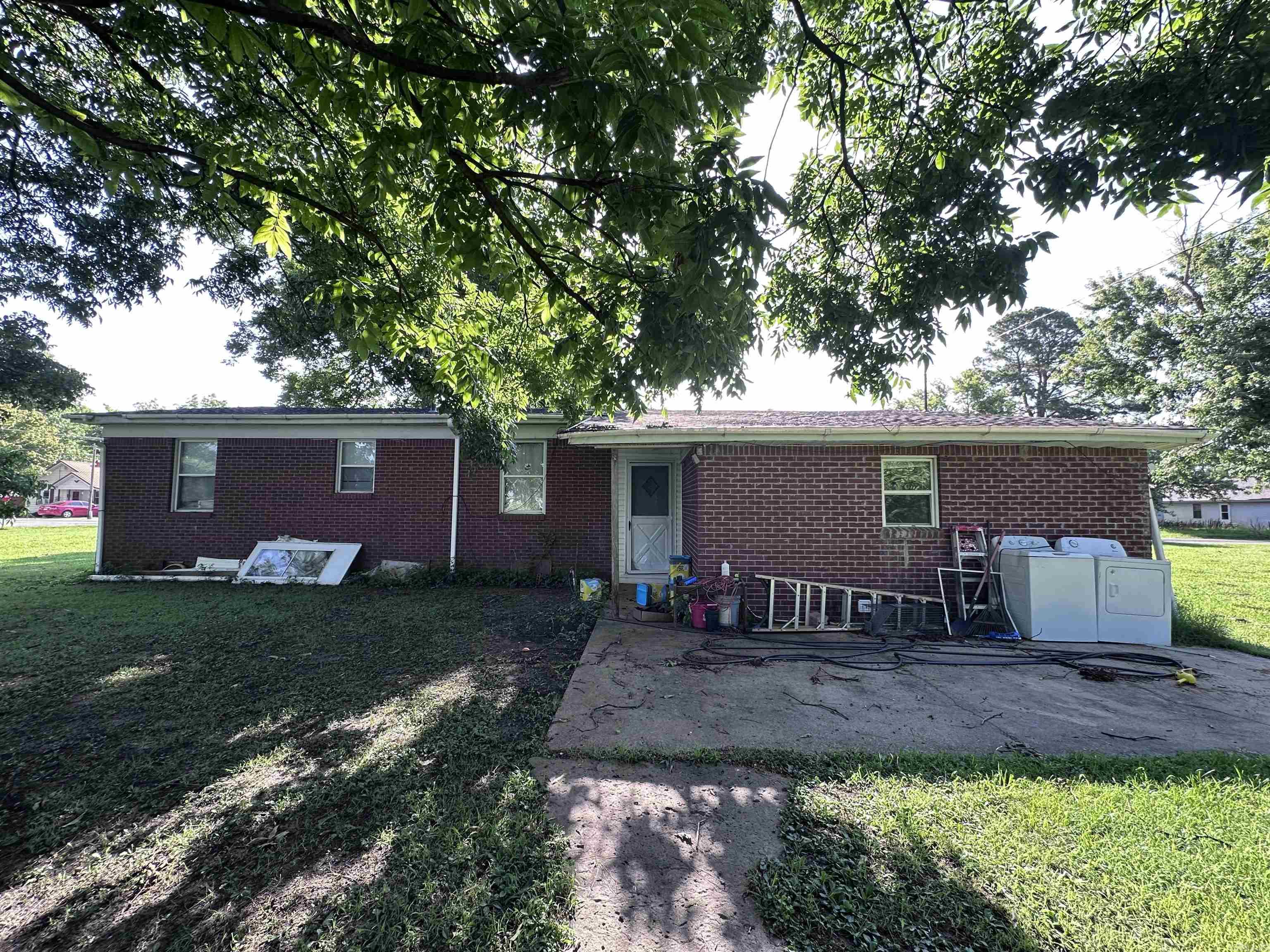 604 S Ballard  Rector, AR
