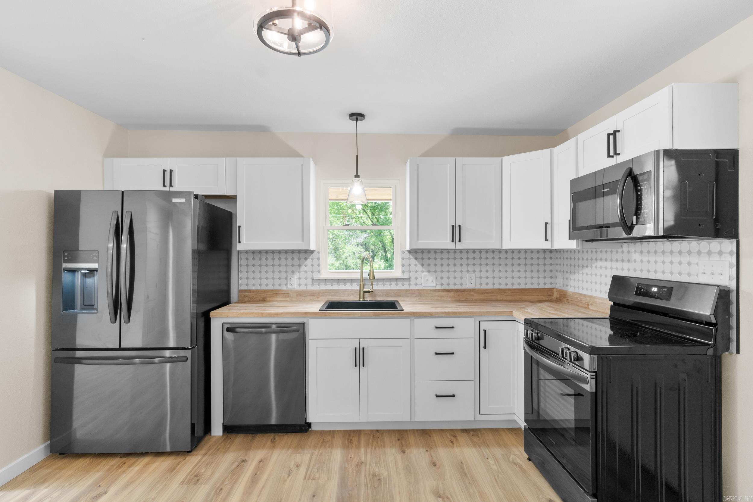 524 N Center  Heber Springs, AR