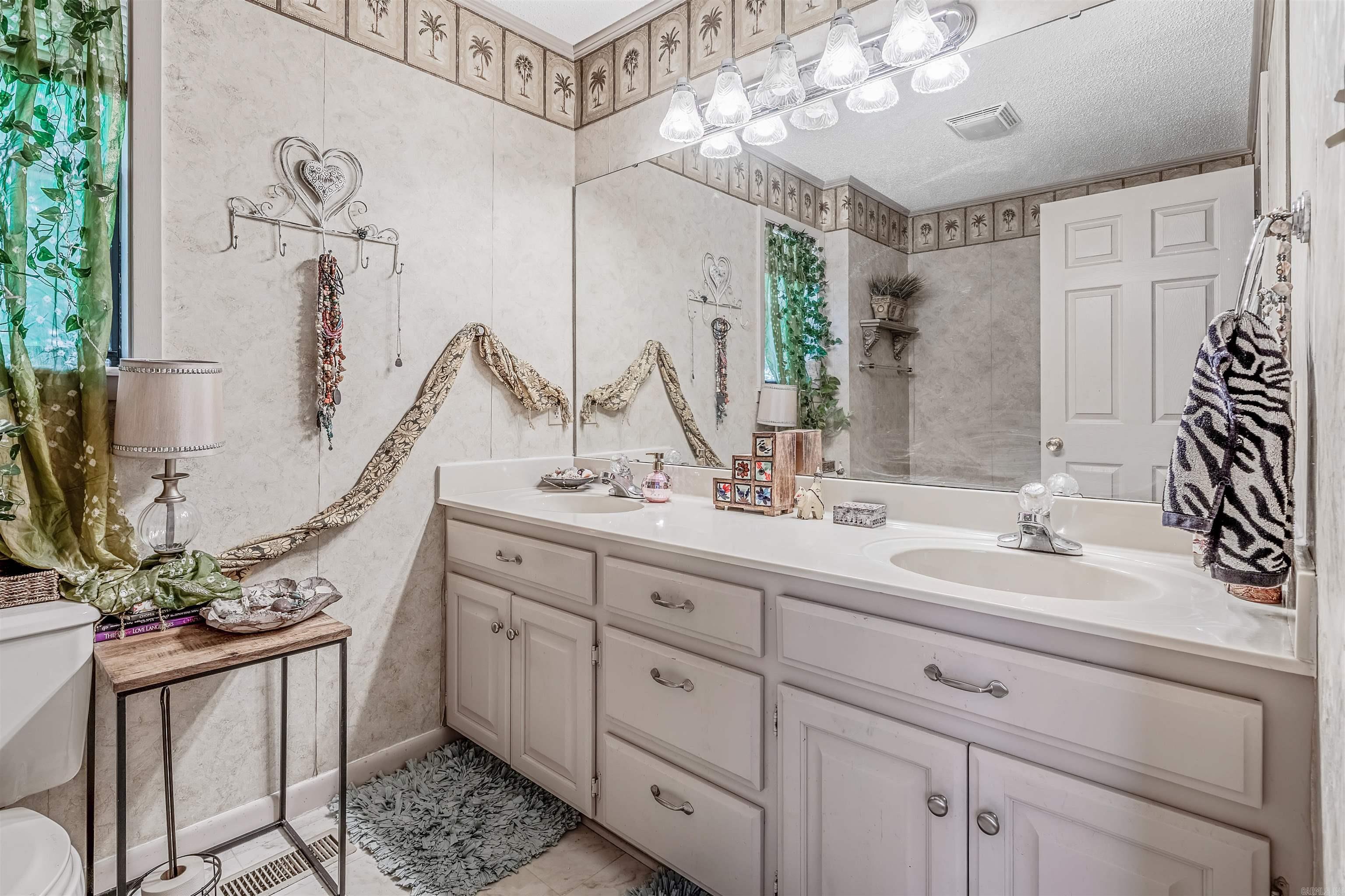 138 Yellowpine  Hot Springs, AR
