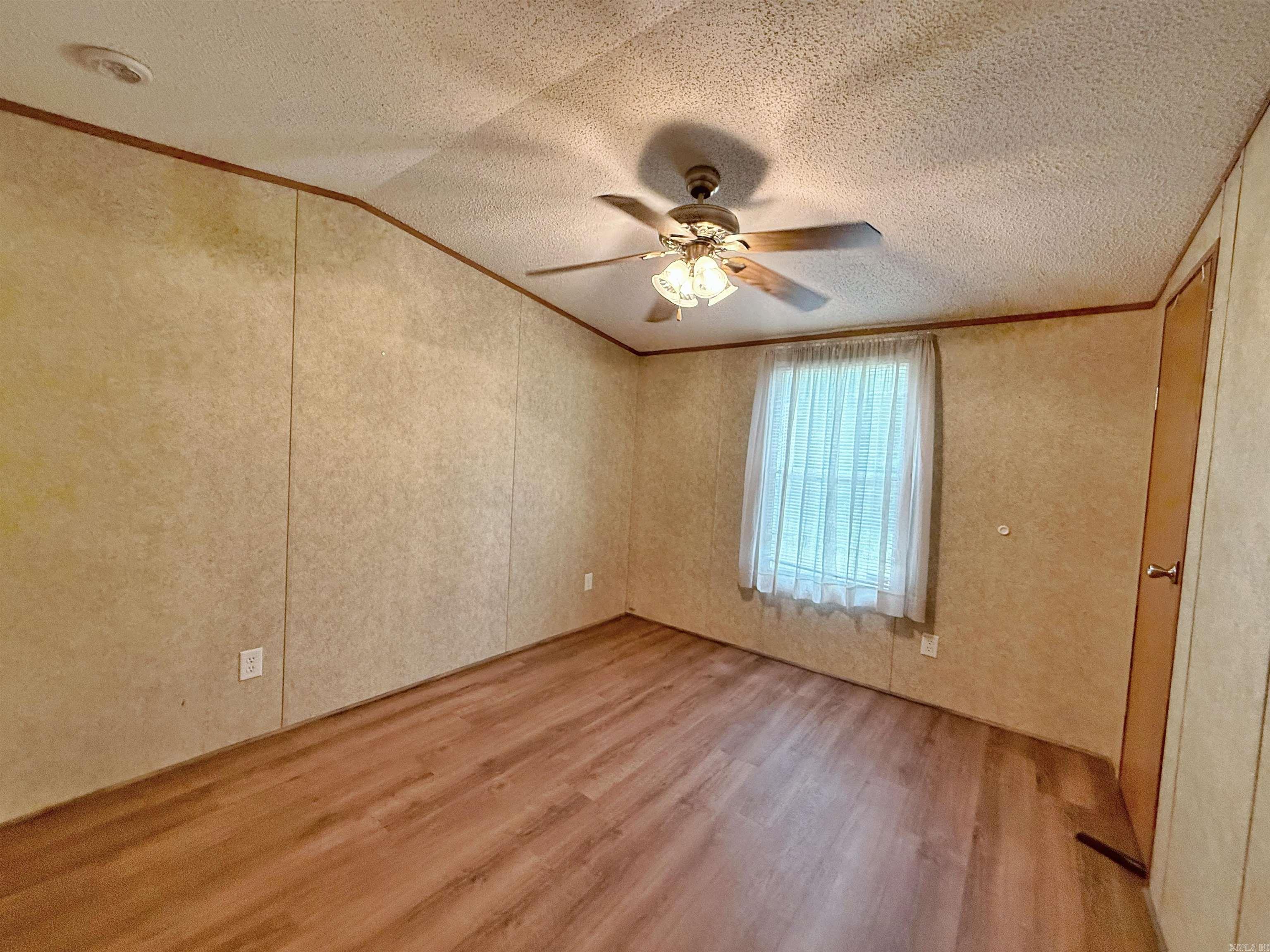 30 N Brents  Oppelo, AR