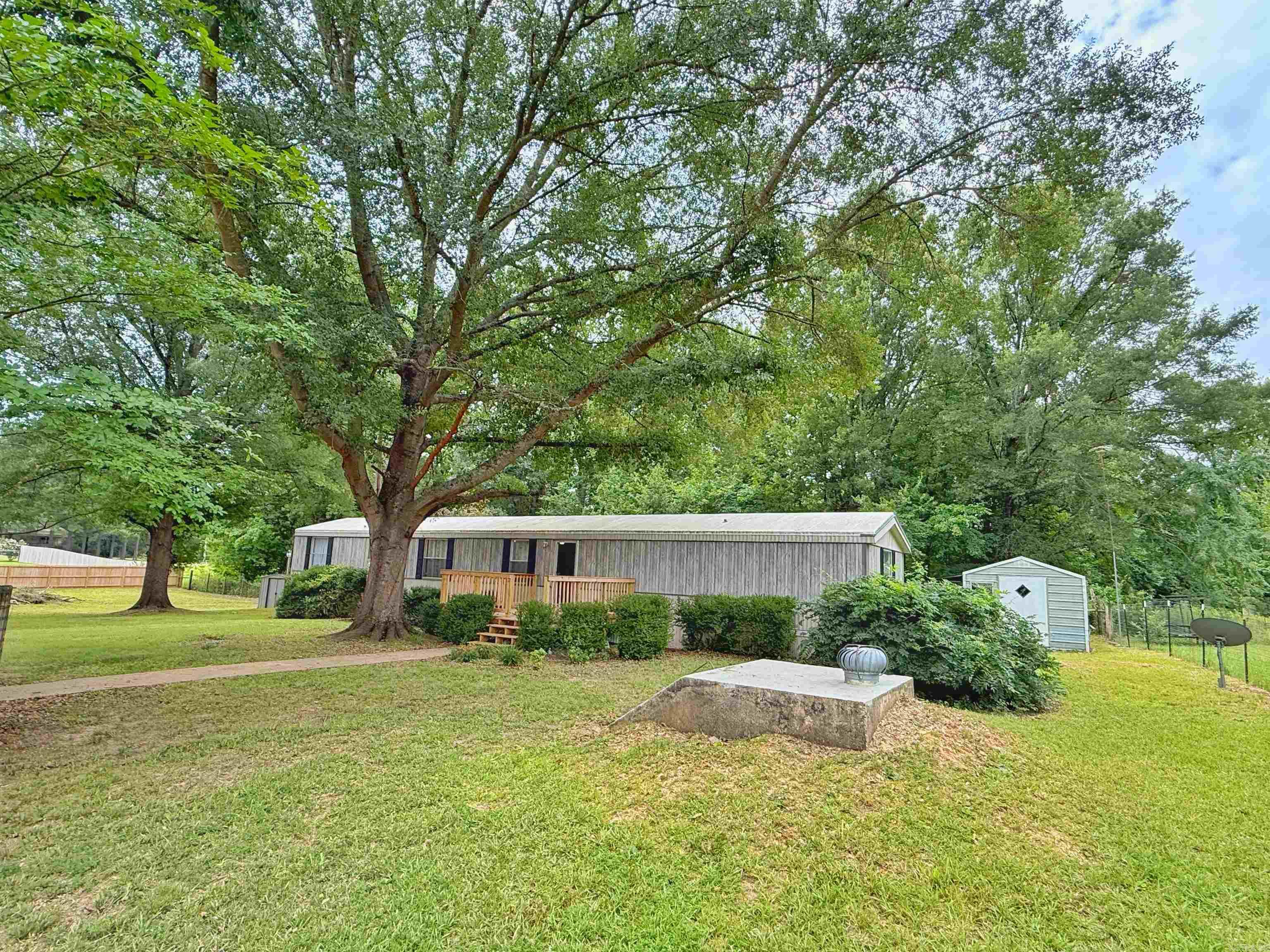 30 N Brents  Oppelo, AR