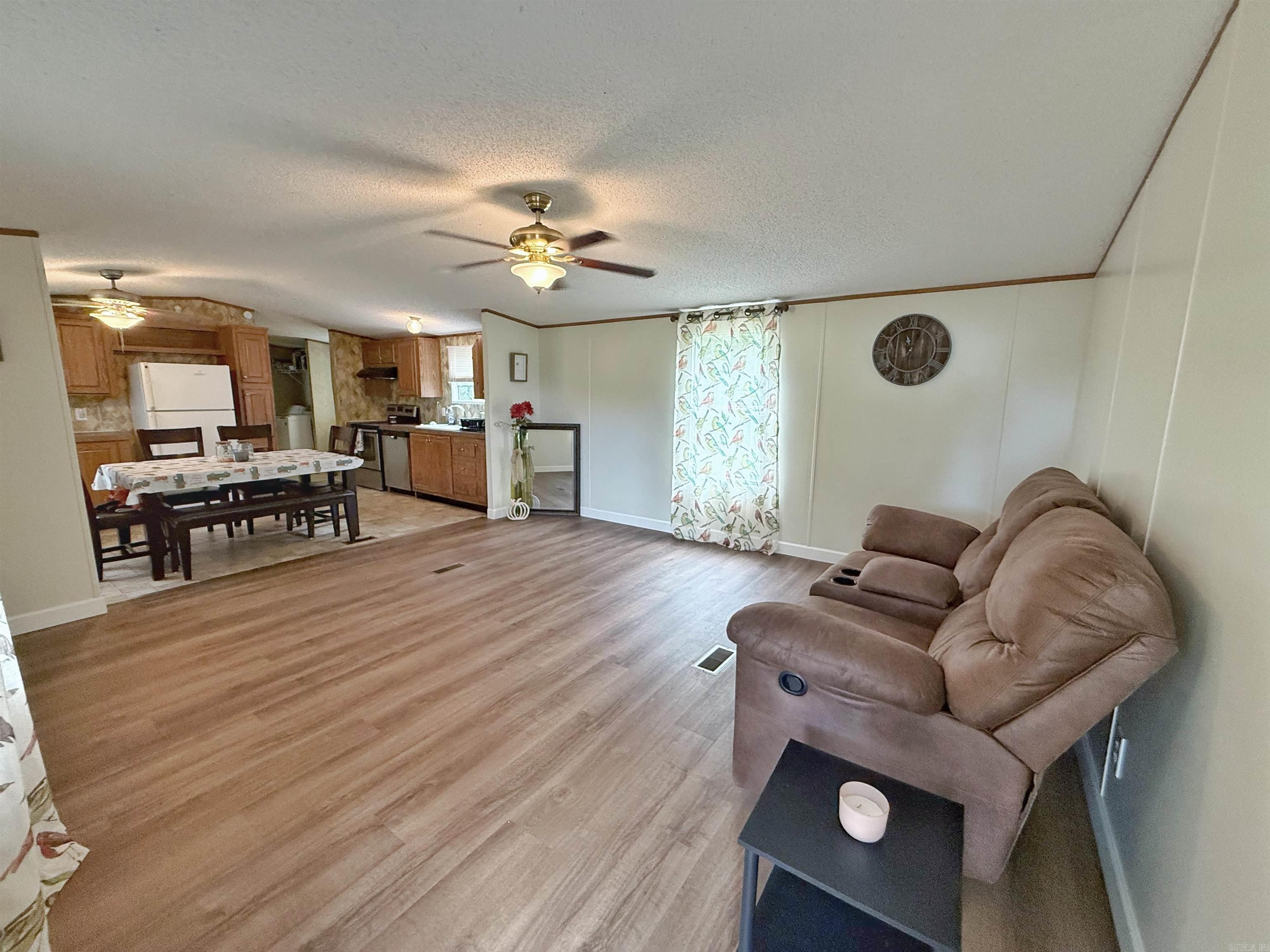 30 N Brents  Oppelo, AR