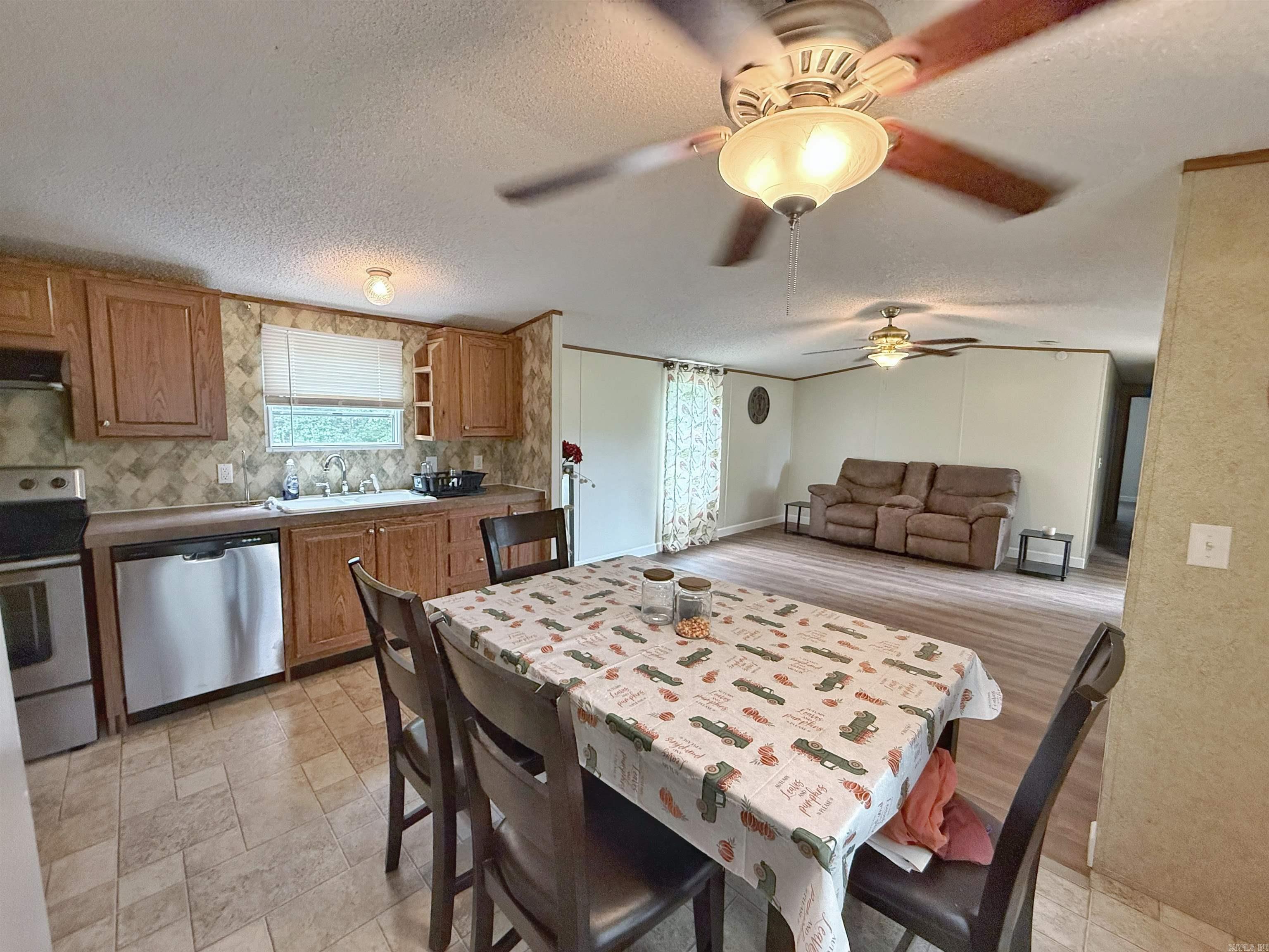 30 N Brents  Oppelo, AR