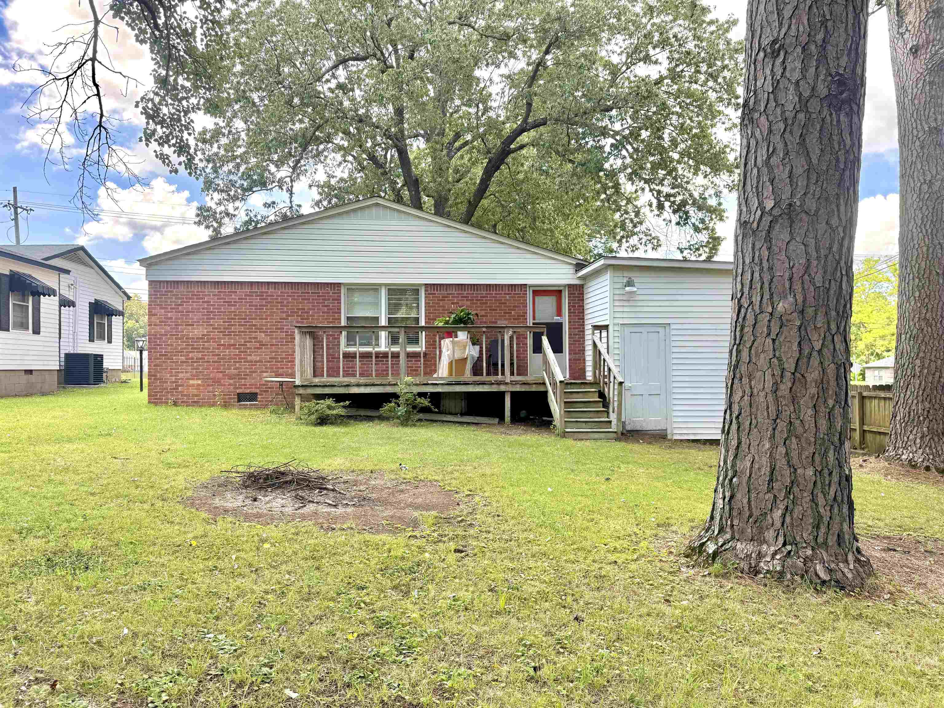 1725 W Matthews Ave  Jonesboro, AR
