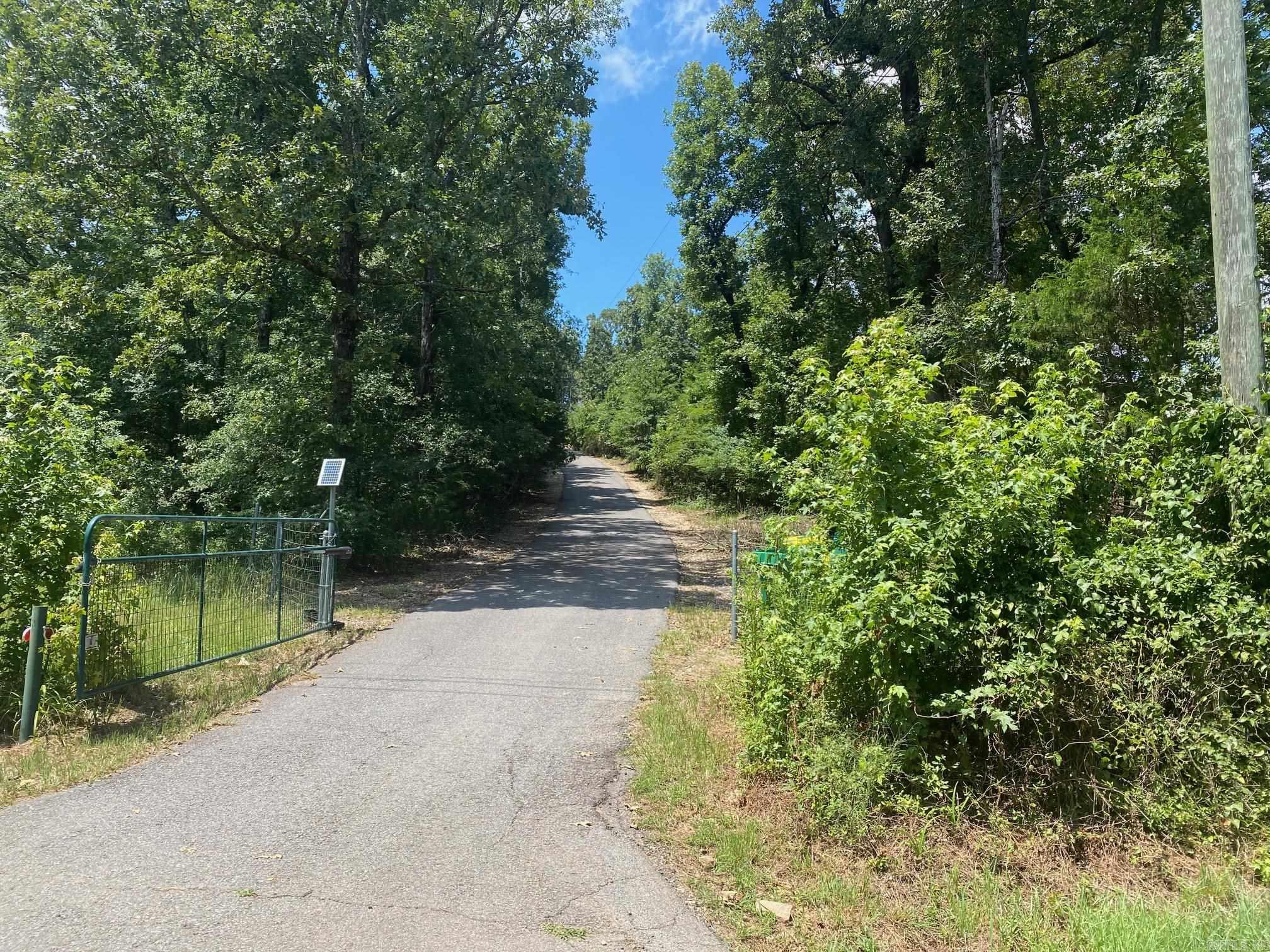 1118 E Carmichael Rd  Cabot, AR
