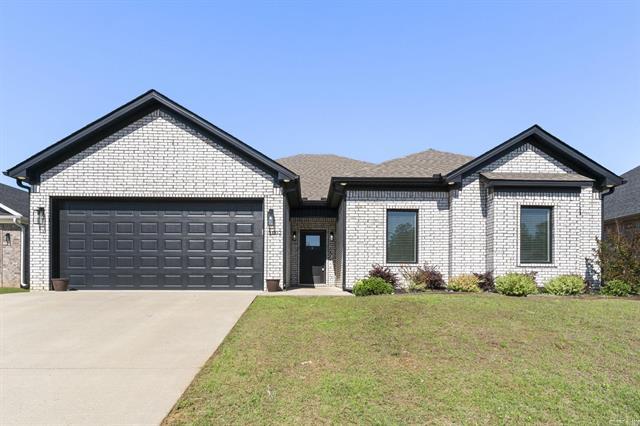 3002  Sue  Benton, AR
