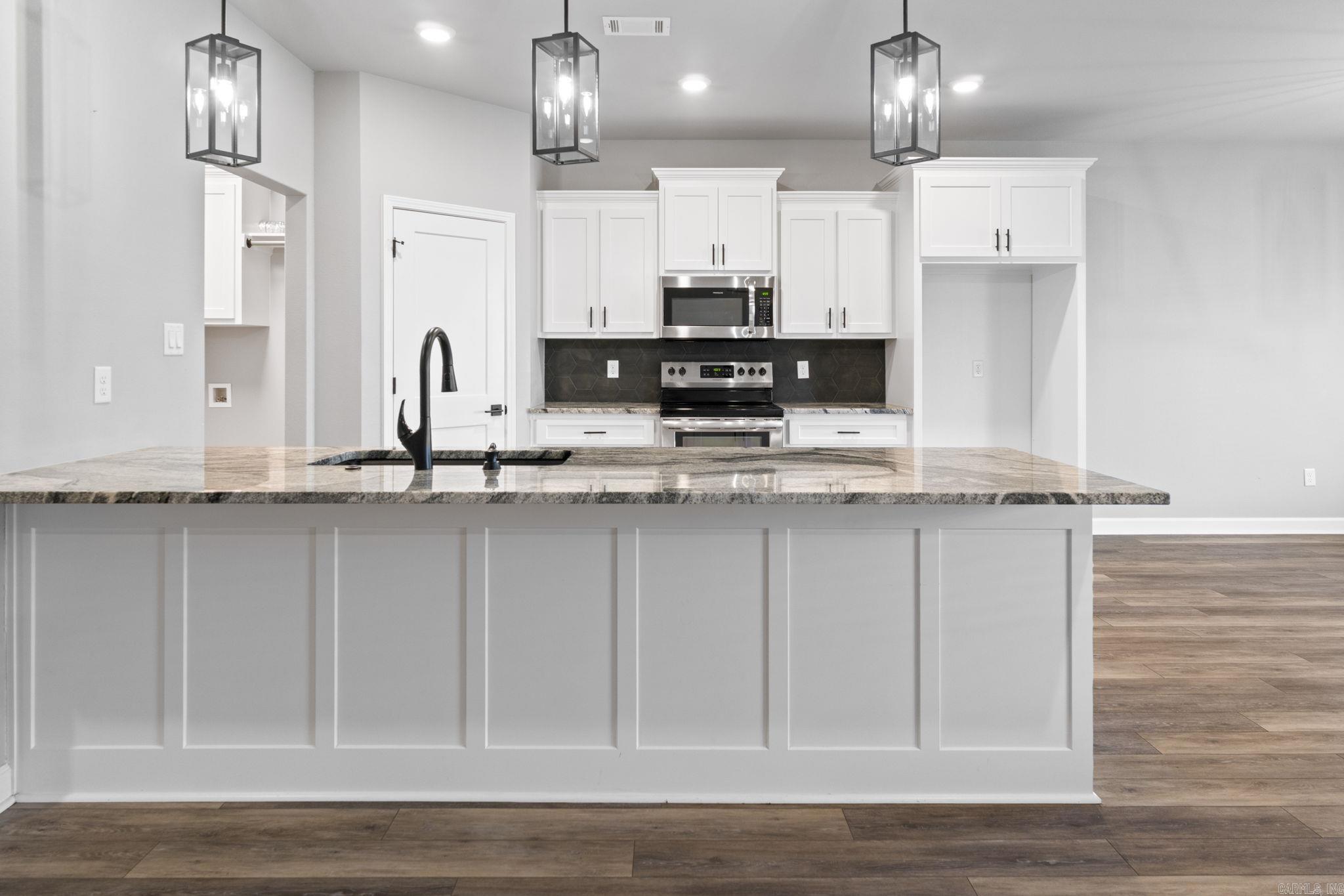 3002 Sue  Benton, AR