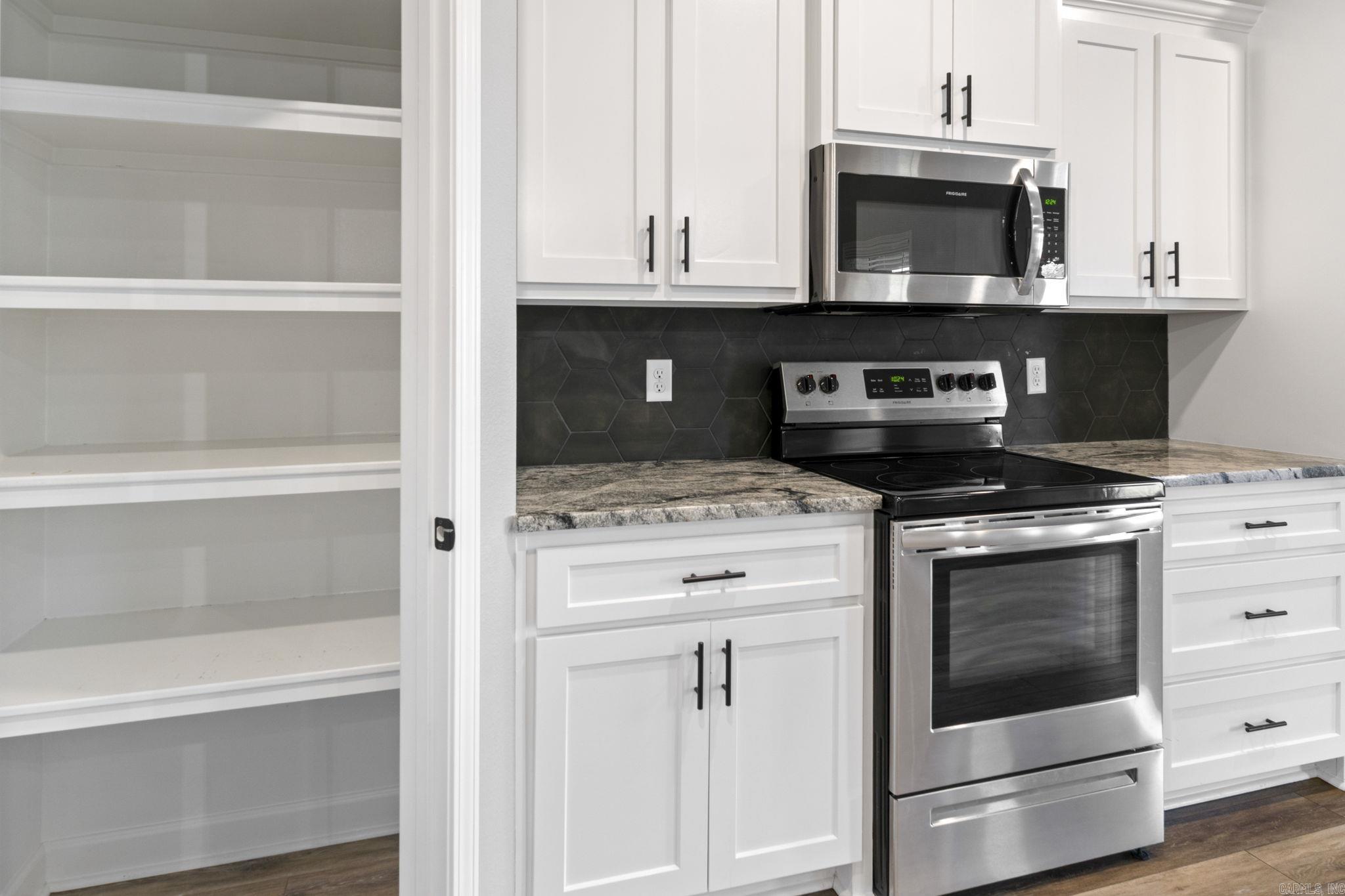 3002 Sue  Benton, AR