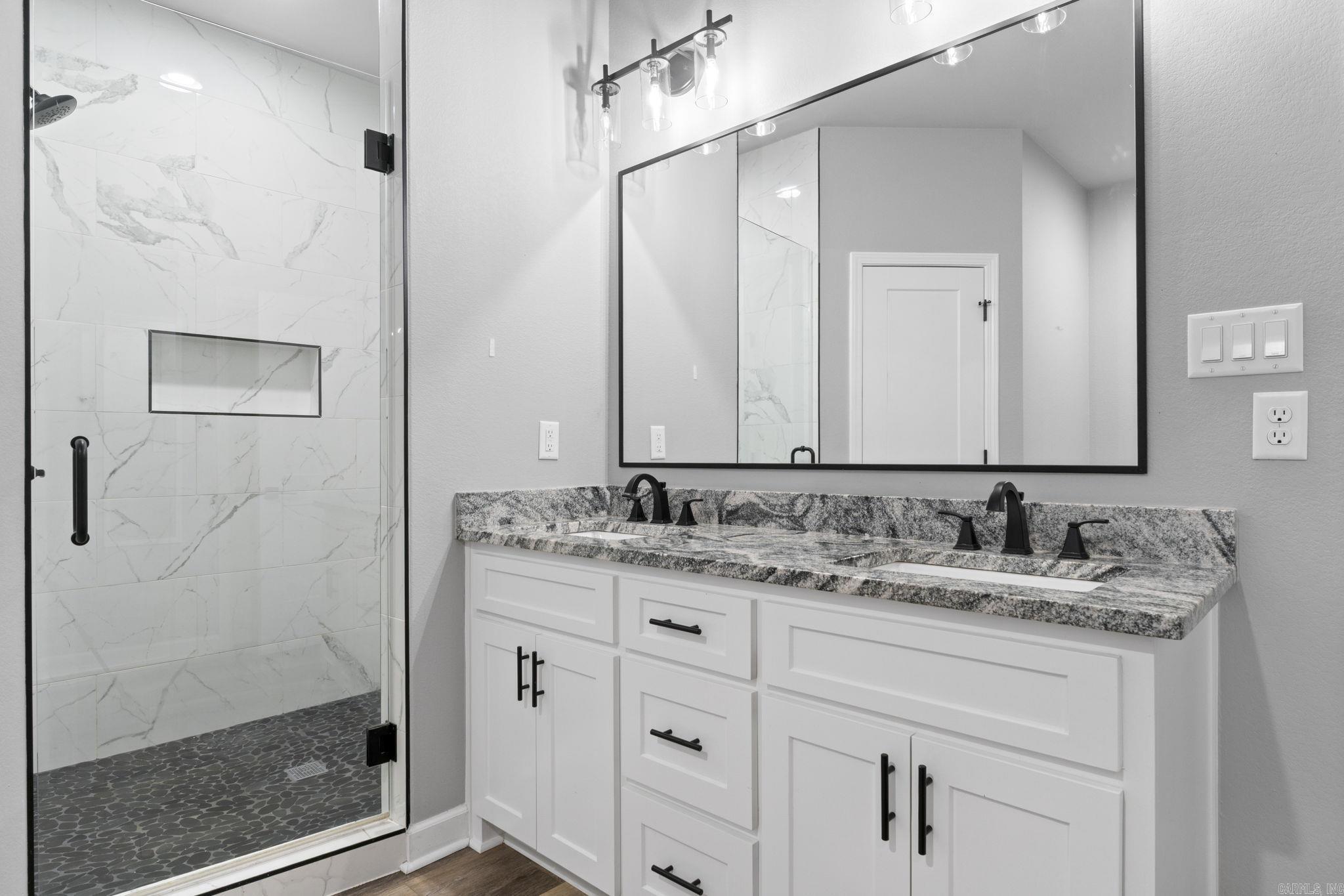 3002 Sue  Benton, AR