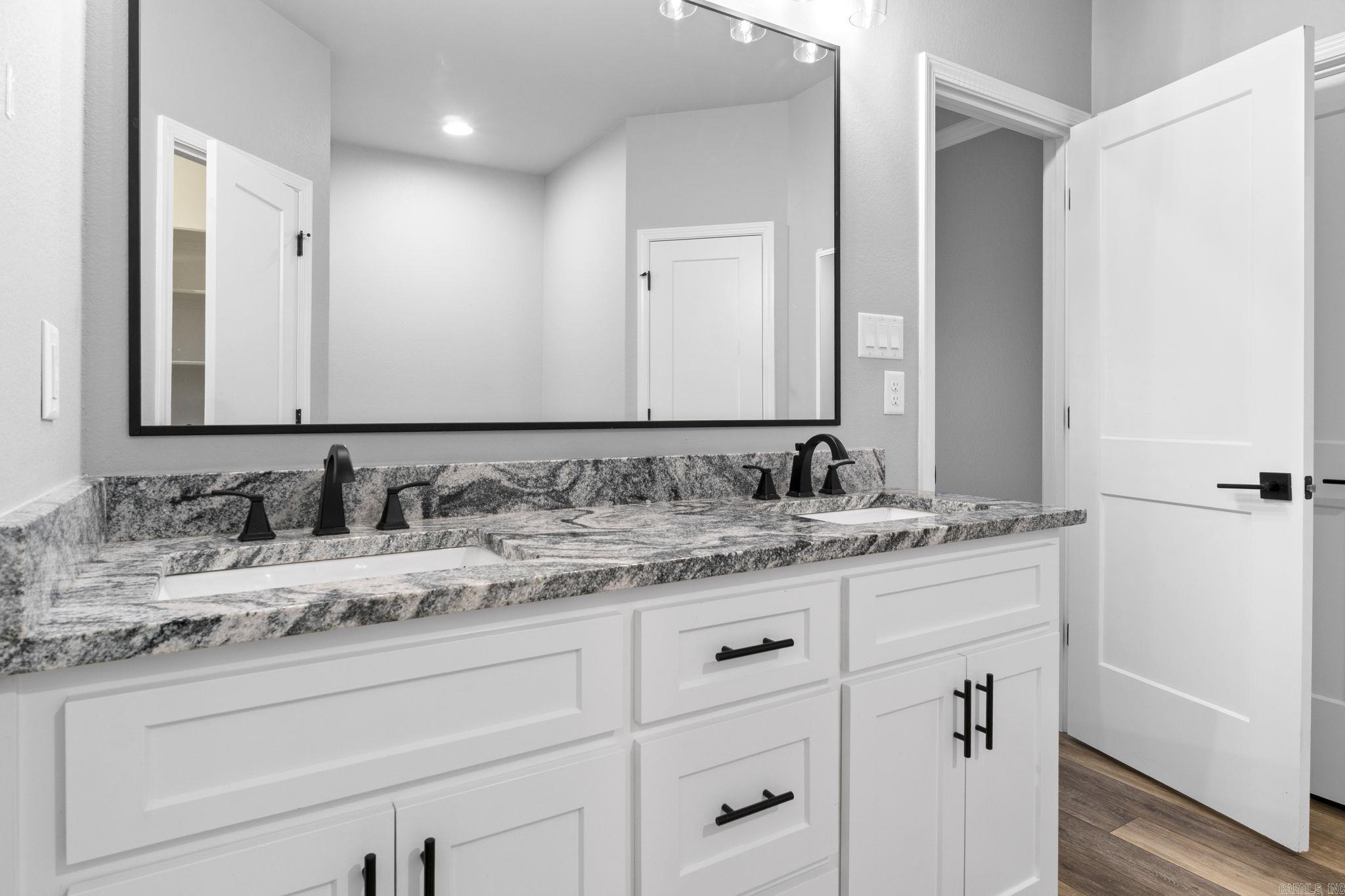 3002 Sue  Benton, AR