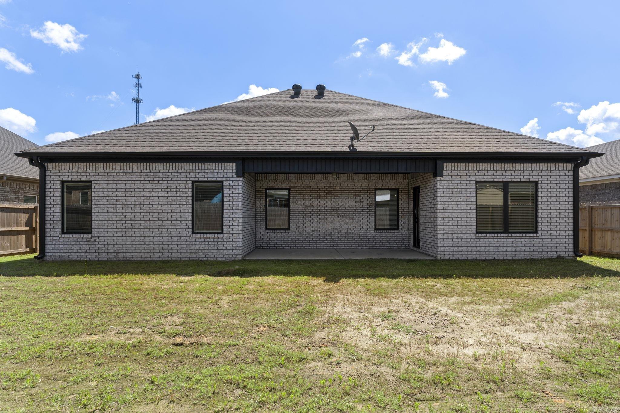 3002 Sue  Benton, AR