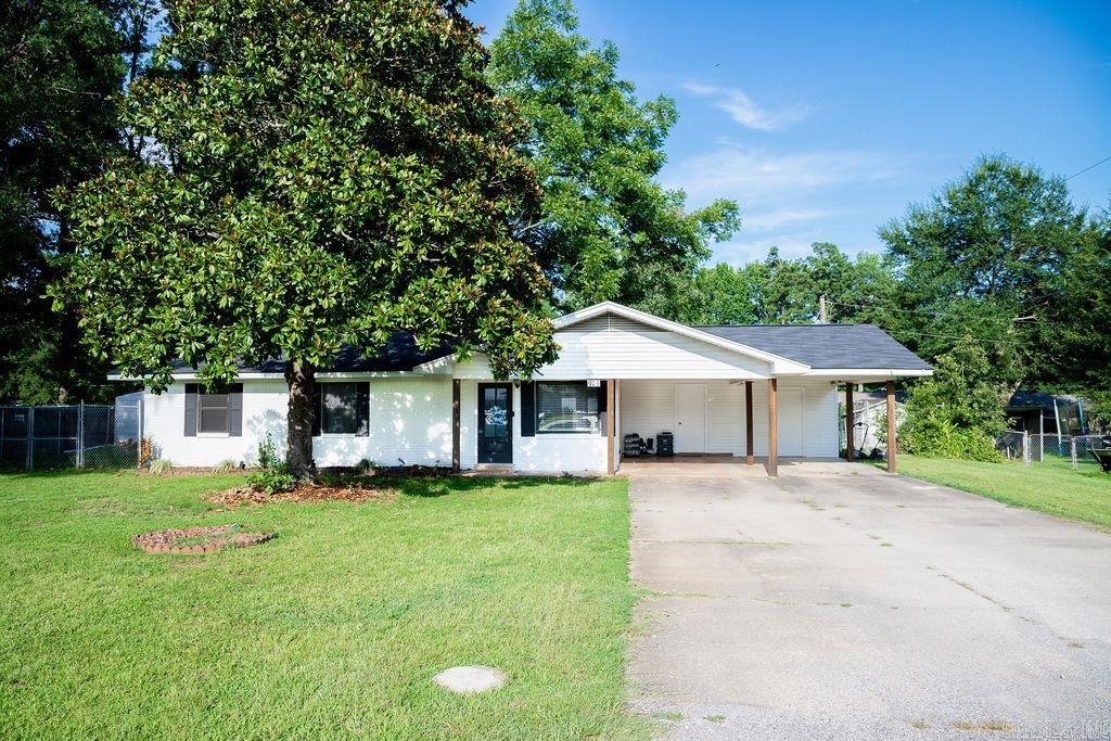 903 Poplar  Star City, AR