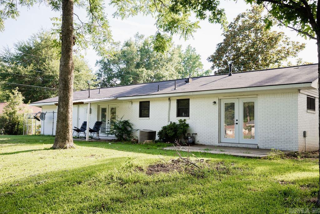 903 Poplar  Star City, AR