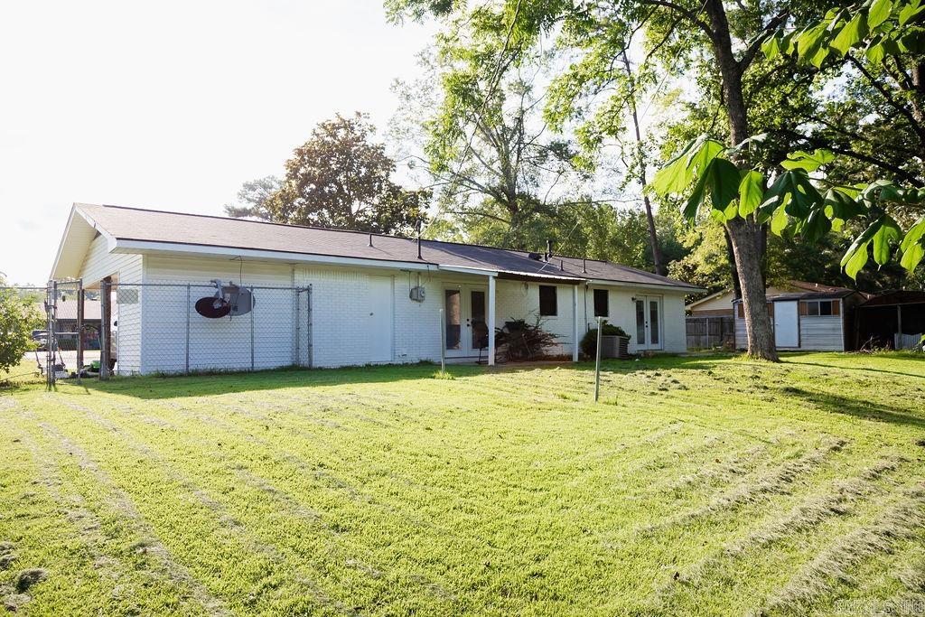 903 Poplar  Star City, AR