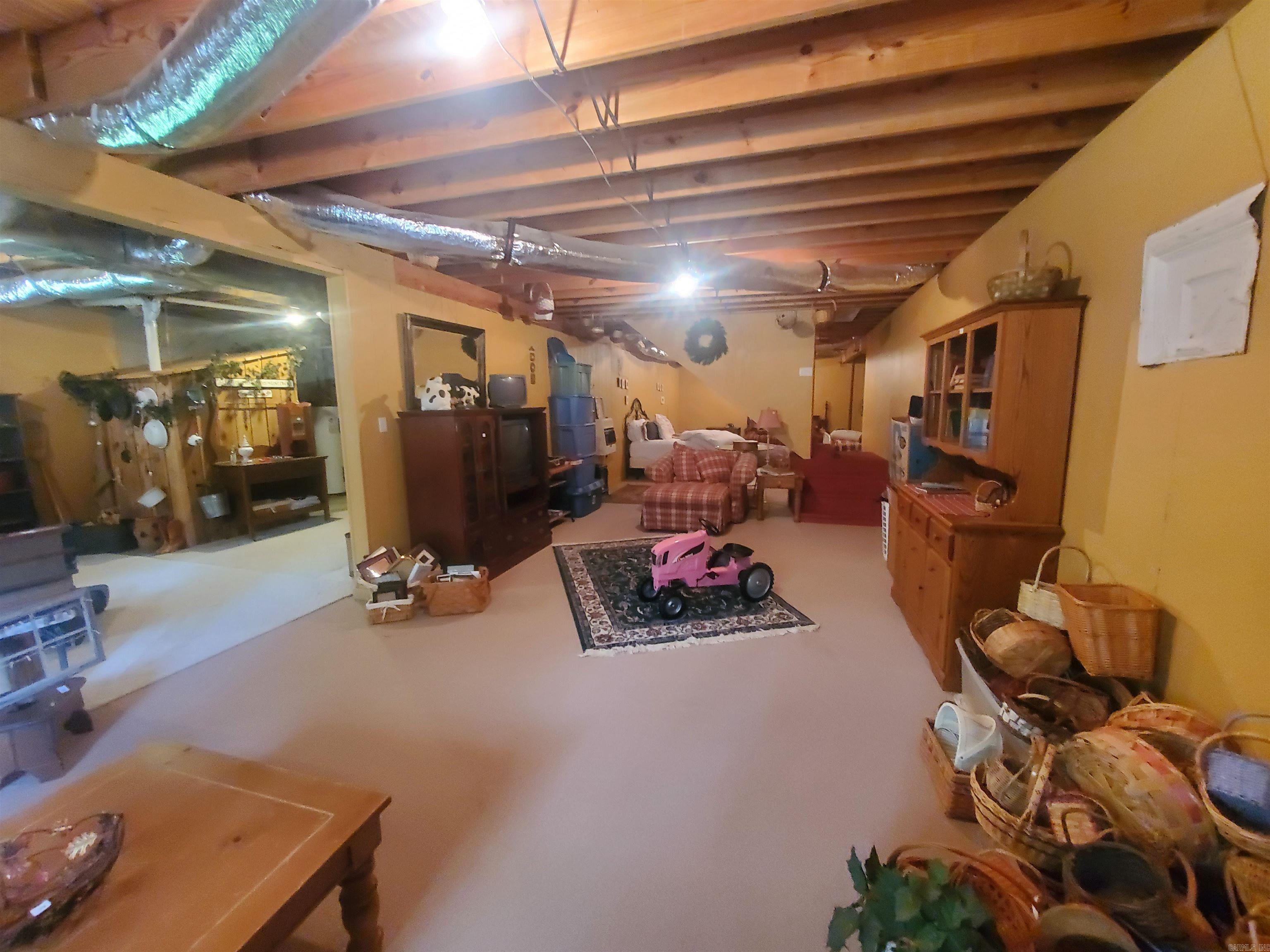 2590 W North  Piggott, AR