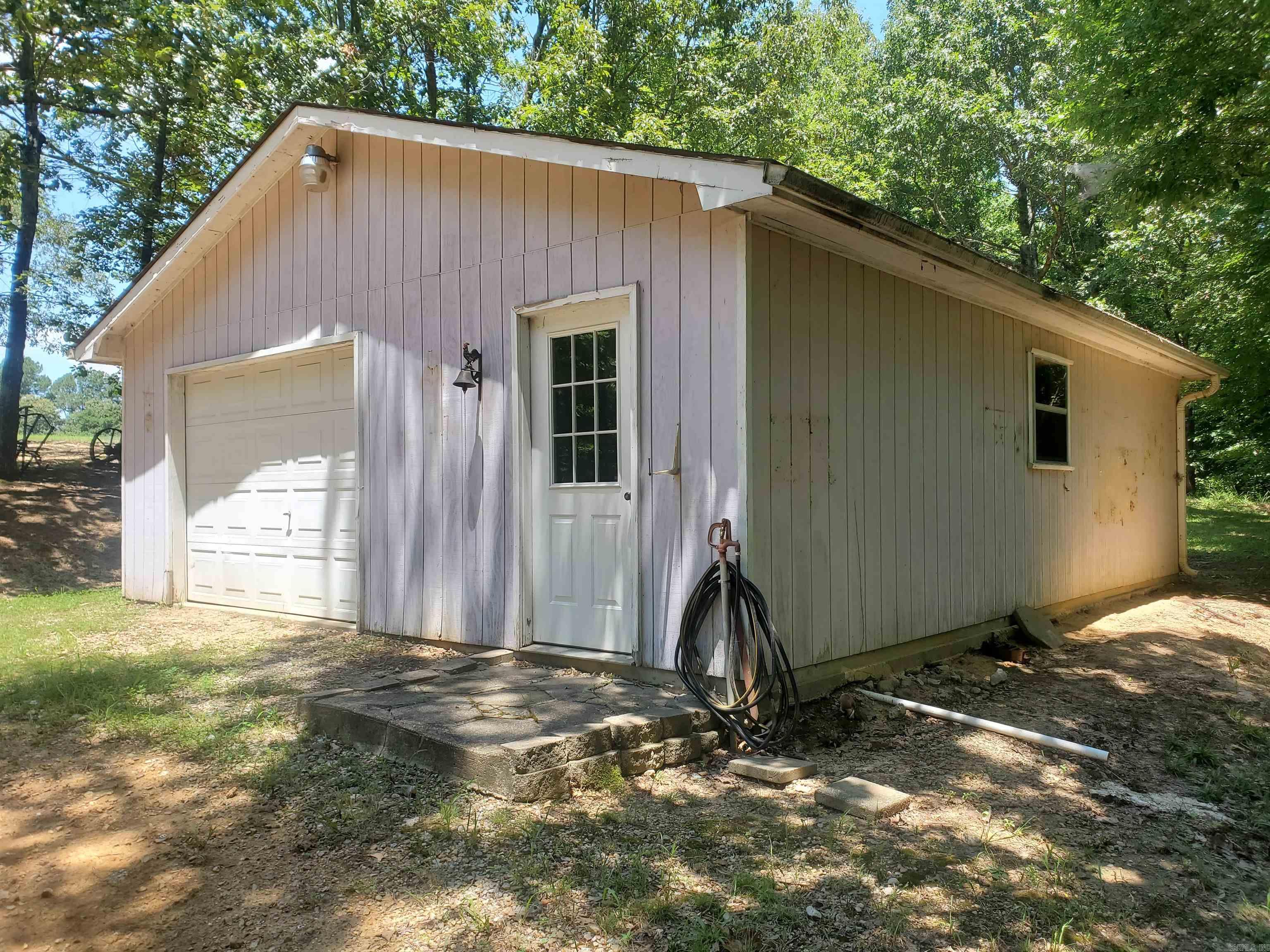 2590 W North  Piggott, AR
