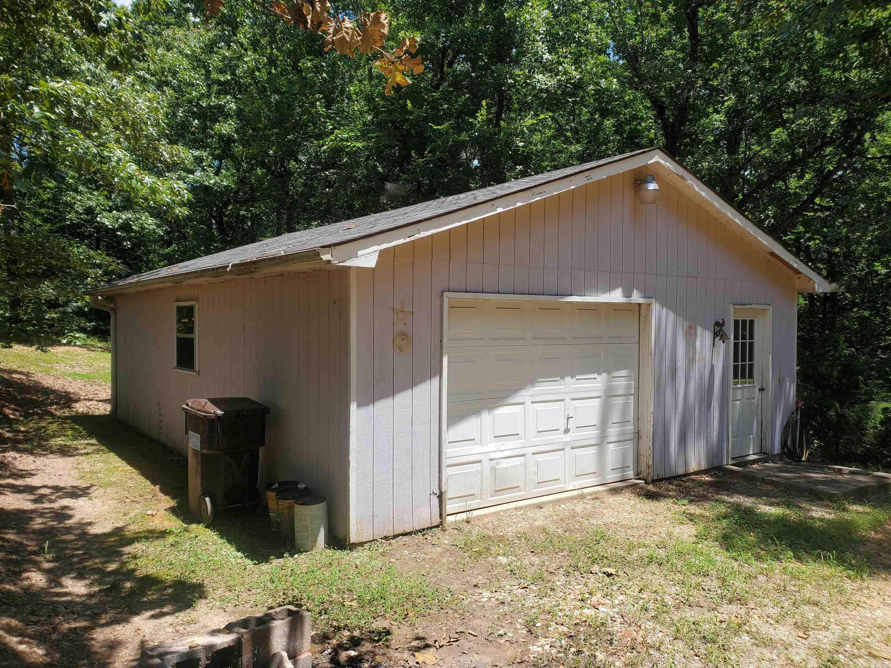 2590 W North  Piggott, AR