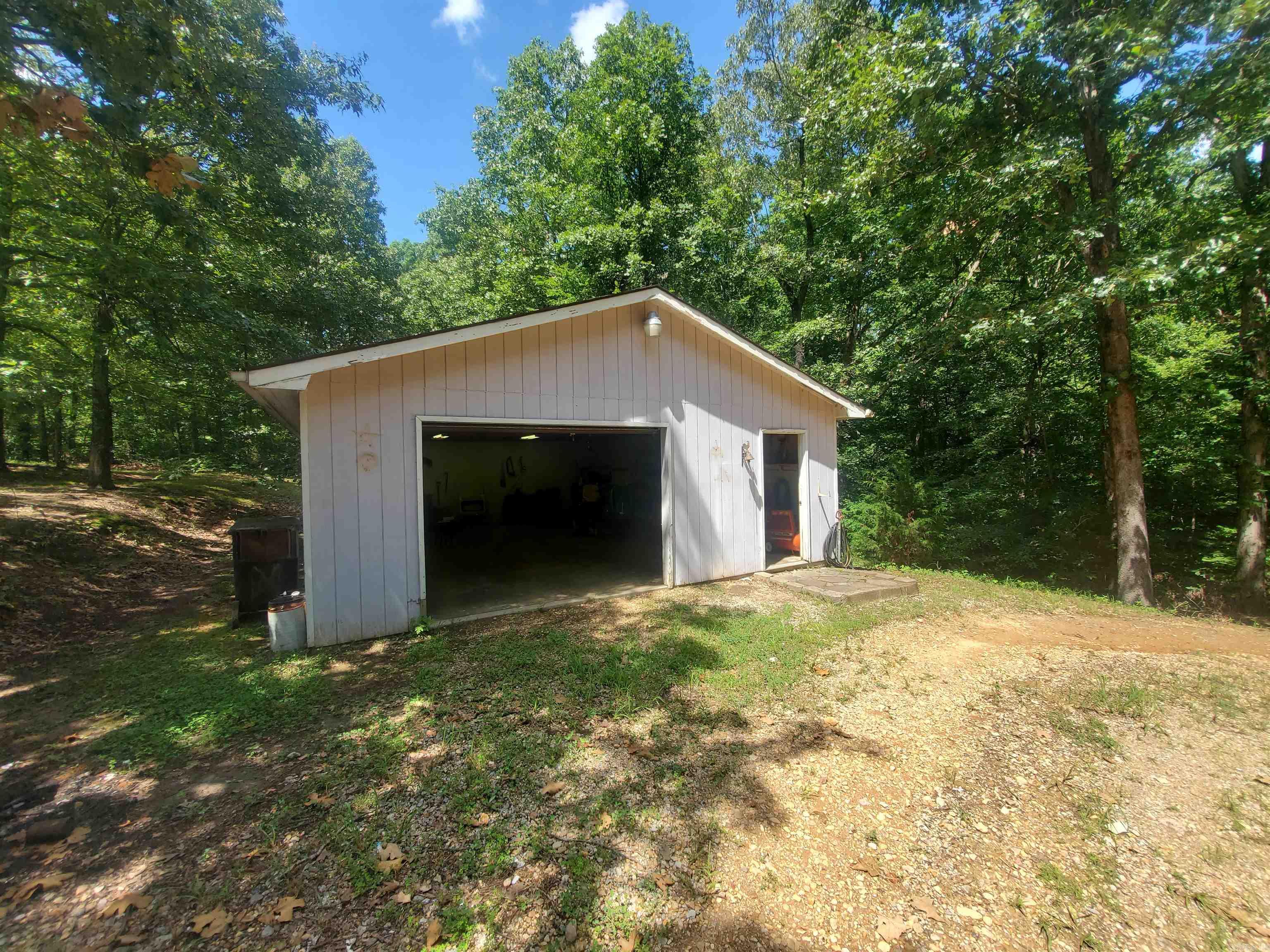 2590 W North  Piggott, AR