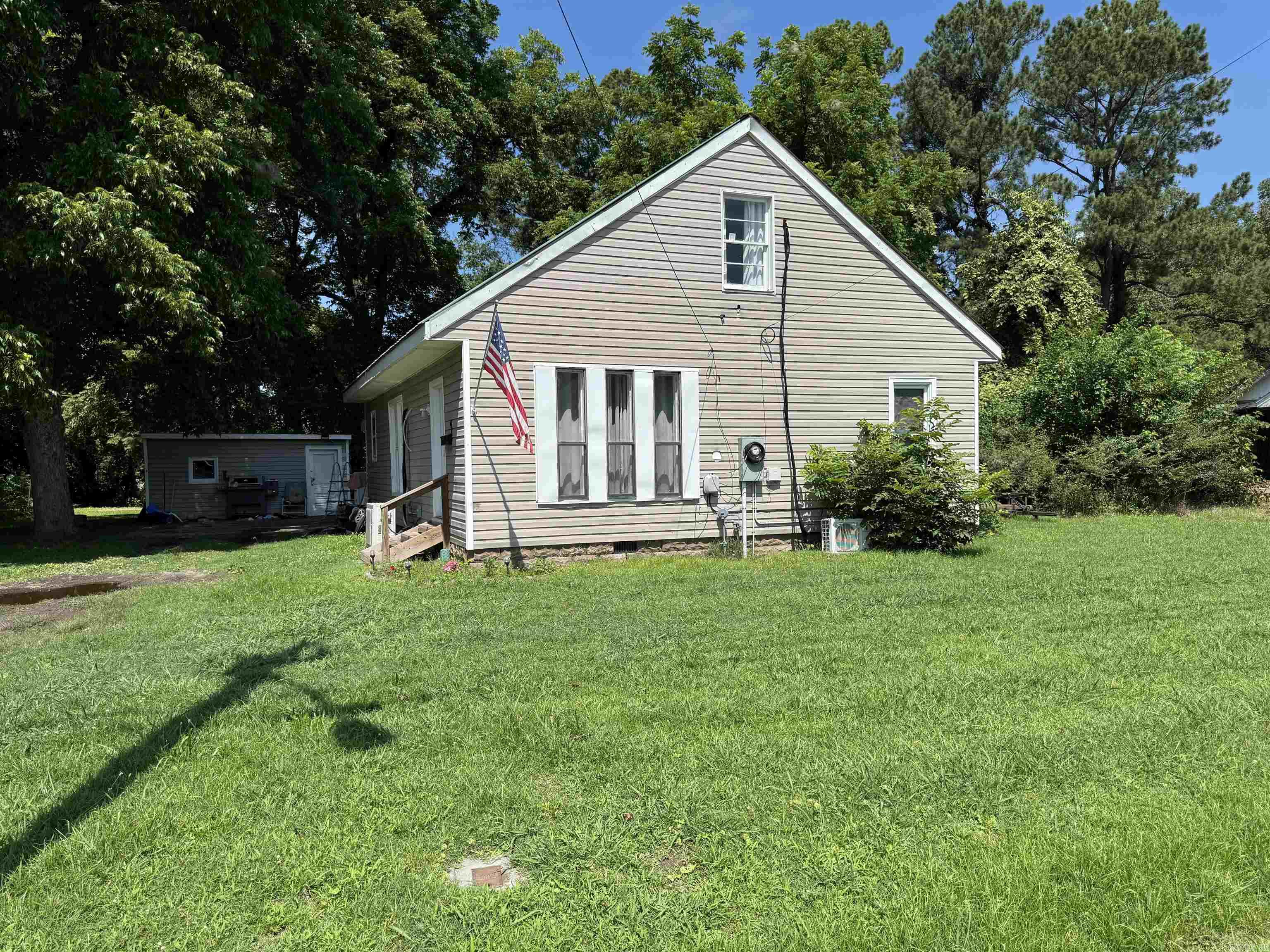 731 S Thornton  Piggott, AR