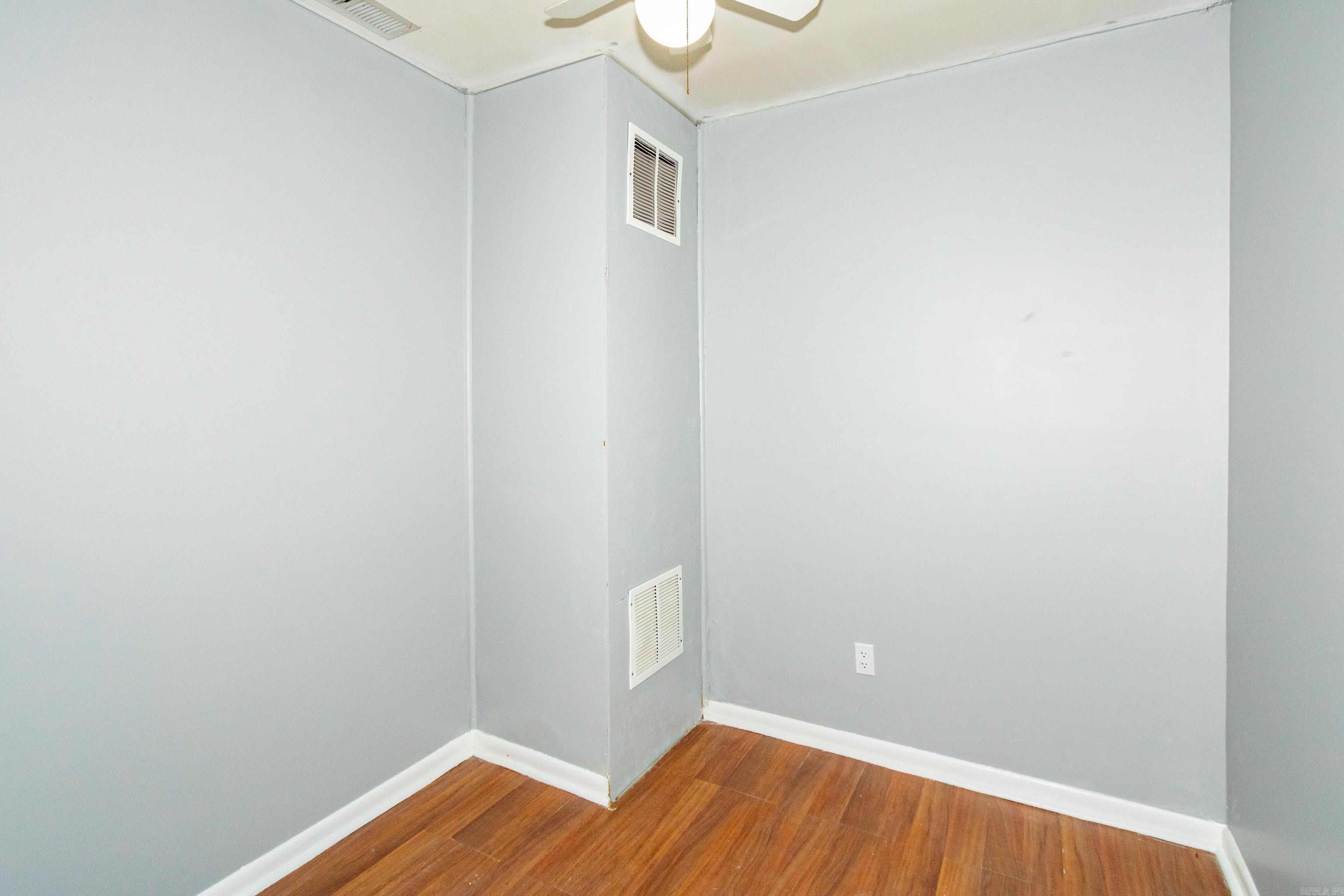 8 Redleaf Circle  Little Rock, AR