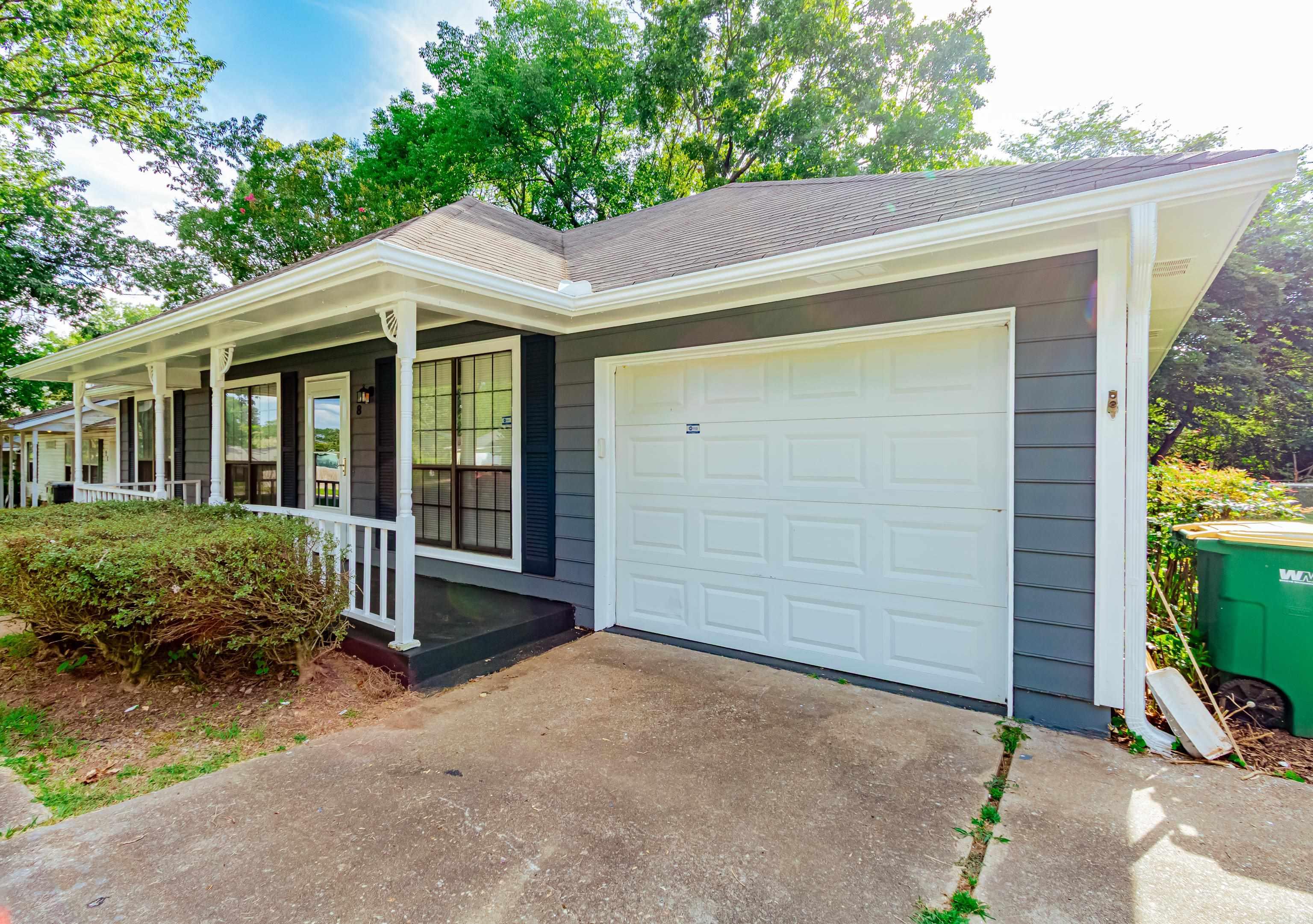 8 Redleaf Circle  Little Rock, AR