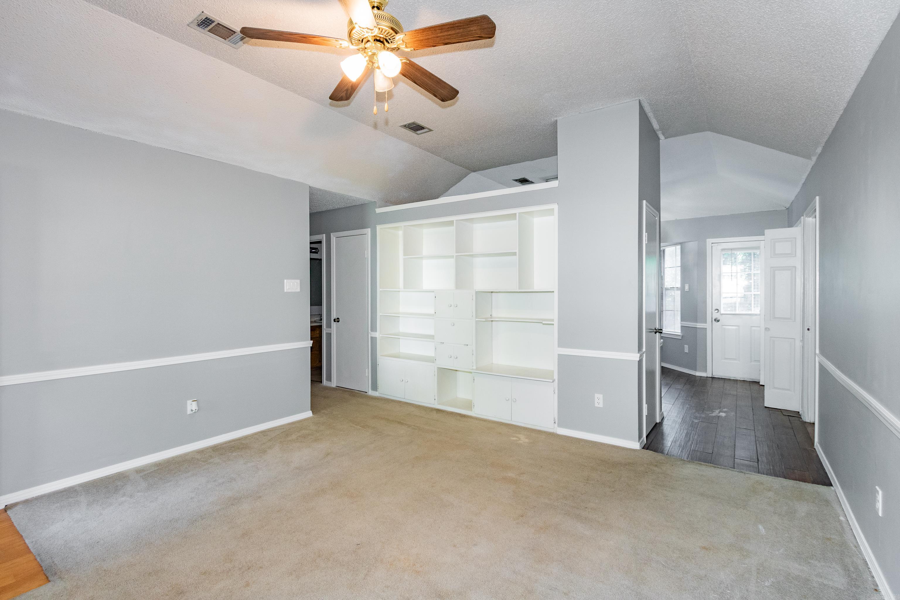 8 Redleaf Circle  Little Rock, AR