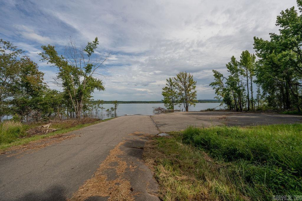 14 W Circle Acres Road Shirley, AR 72153