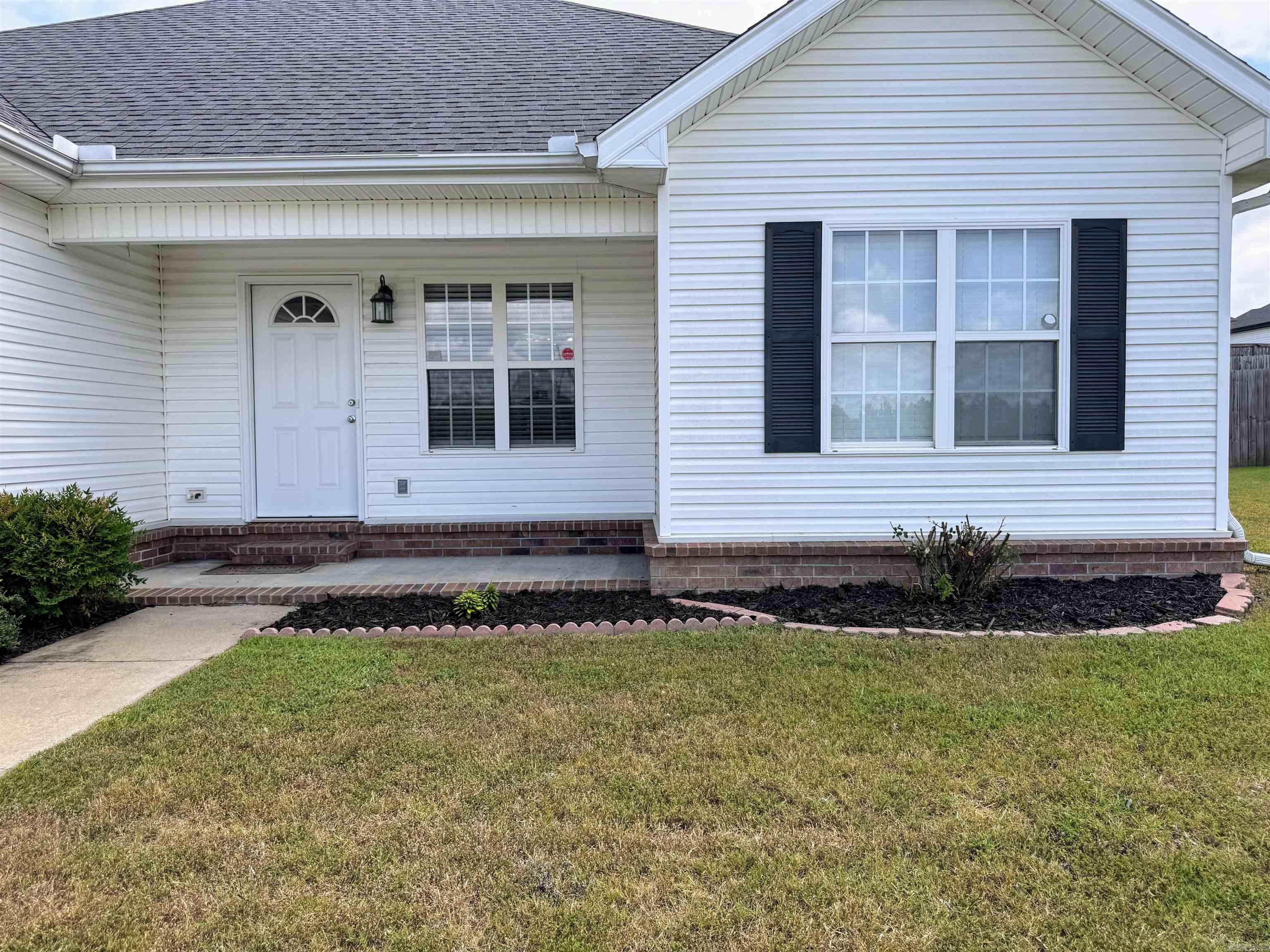 129 Creek Cir  Hensley, AR