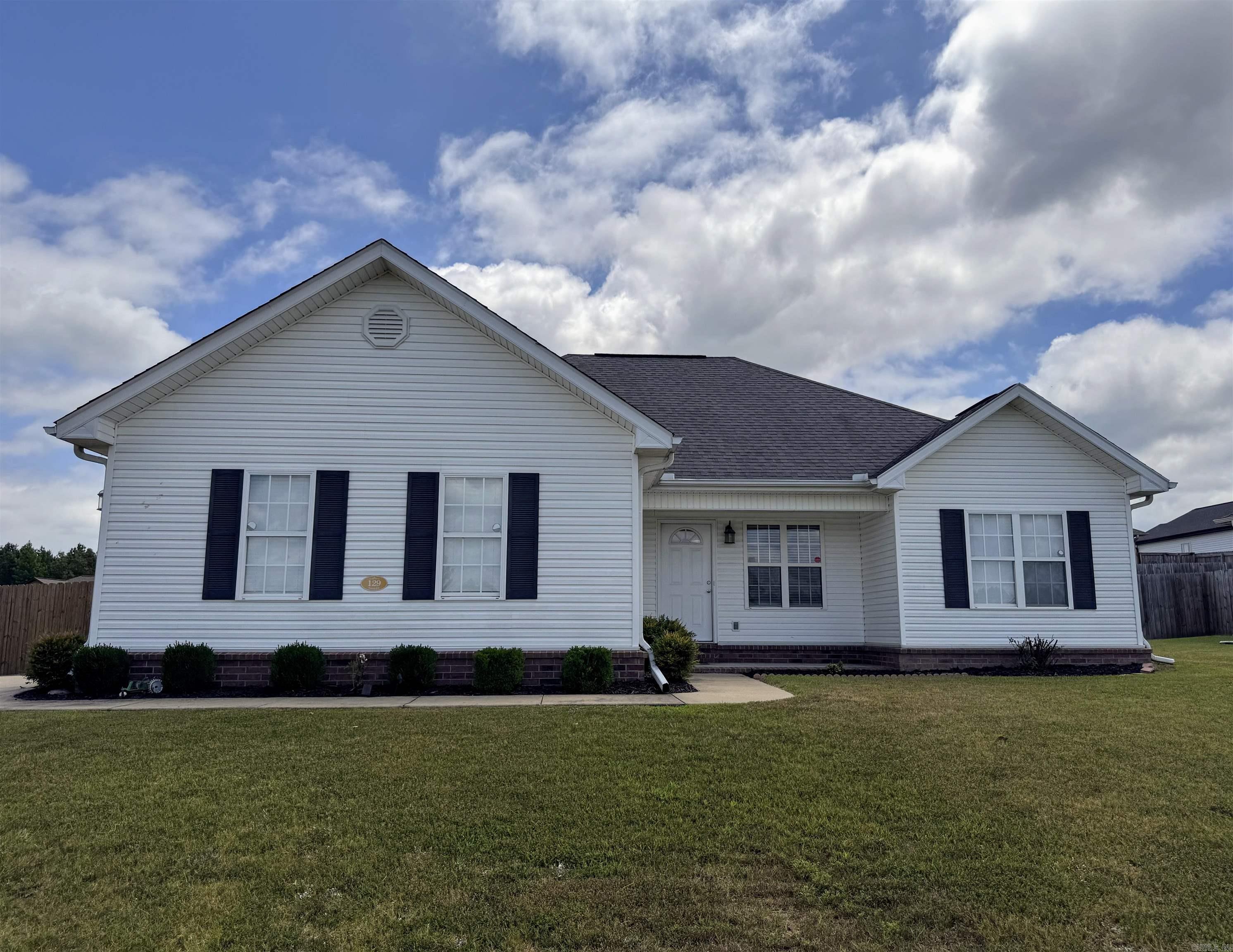 129 Creek Cir  Hensley, AR