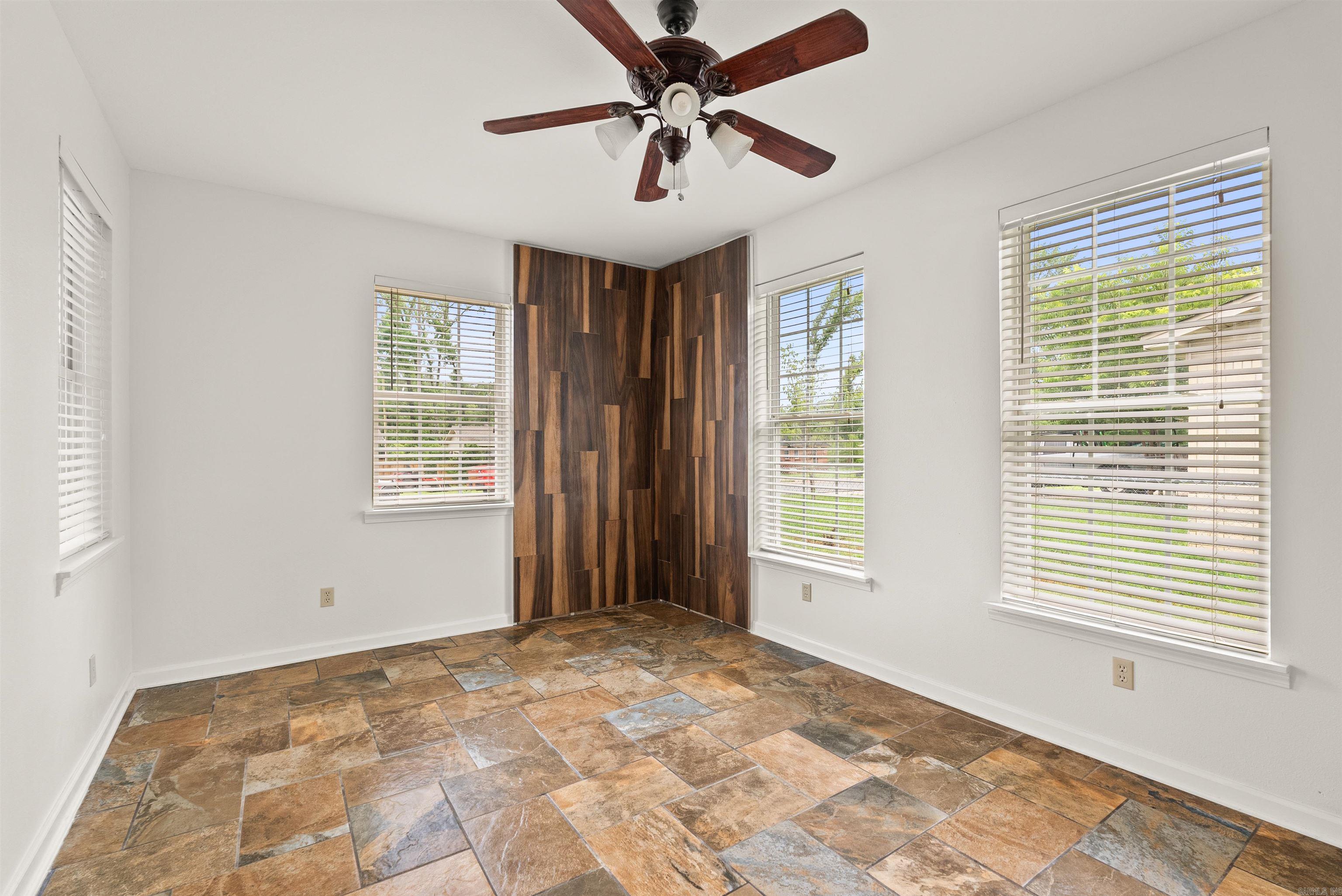 1204 Eastview Drive Jacksonville, AR 72076