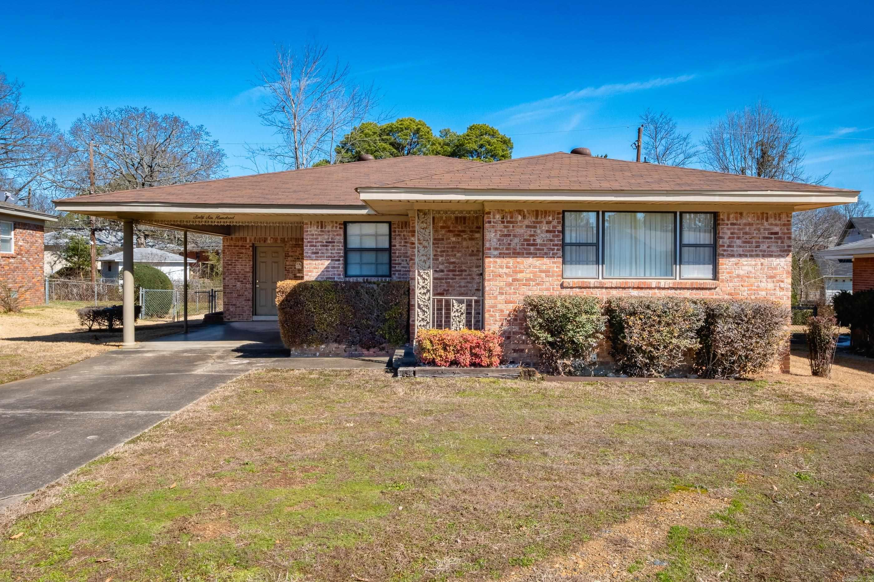 6600 Bluebird  Little Rock, AR