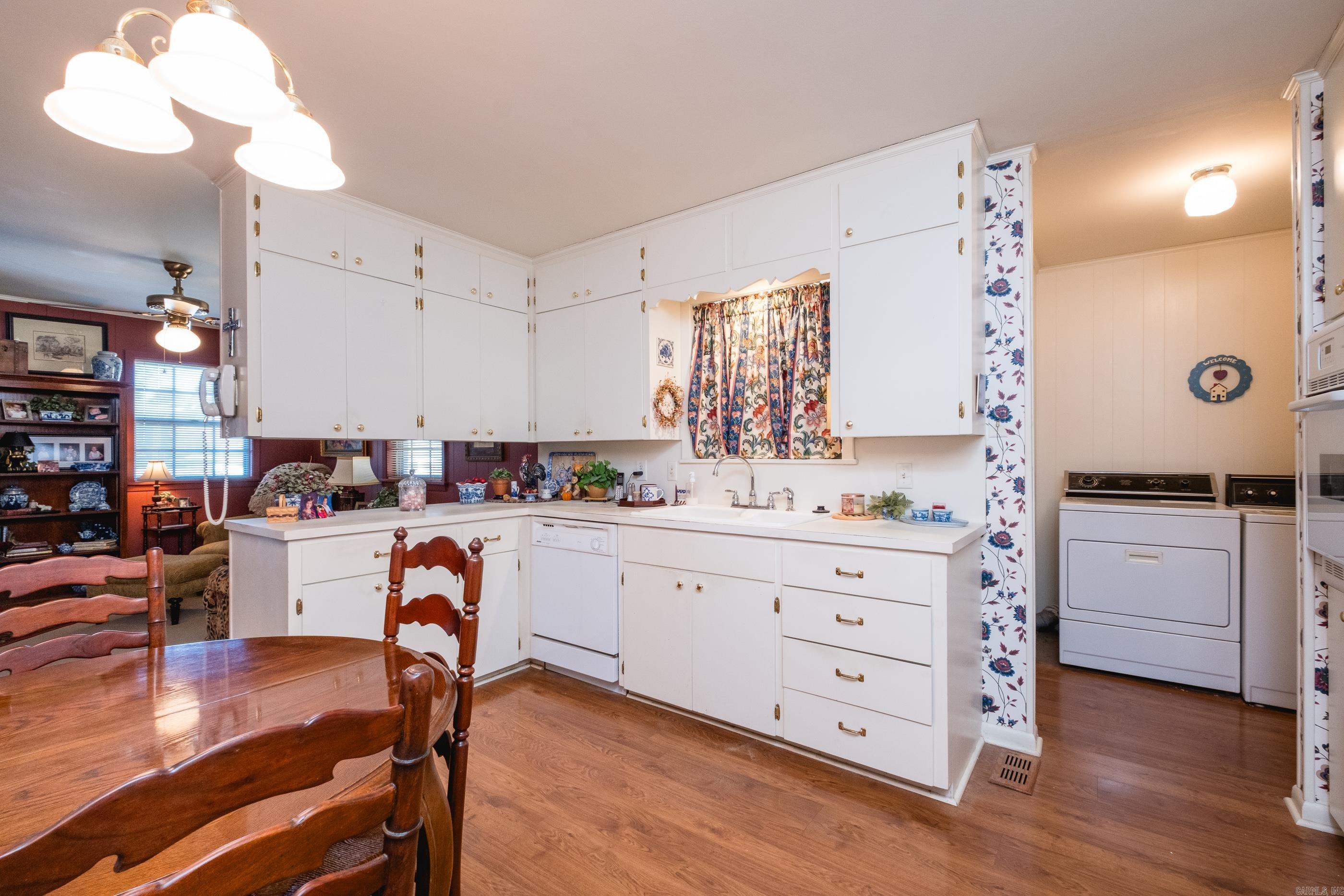6600 Bluebird  Little Rock, AR