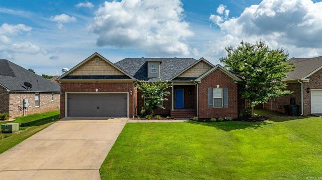 1325 N Edge Valley  Conway, AR