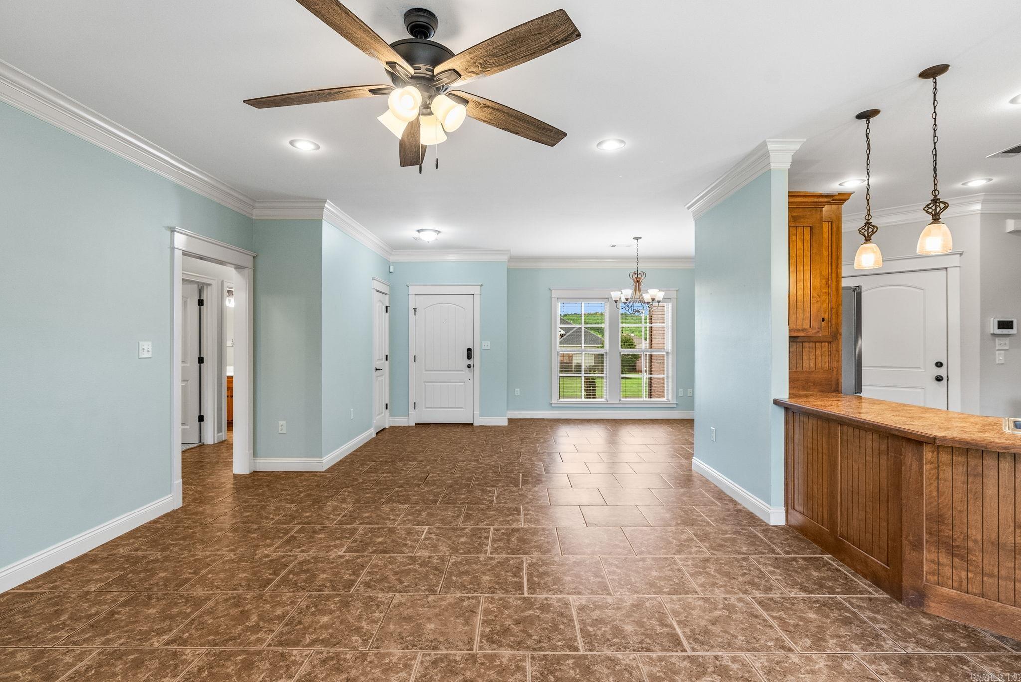 1325 N Edge Valley  Conway, AR