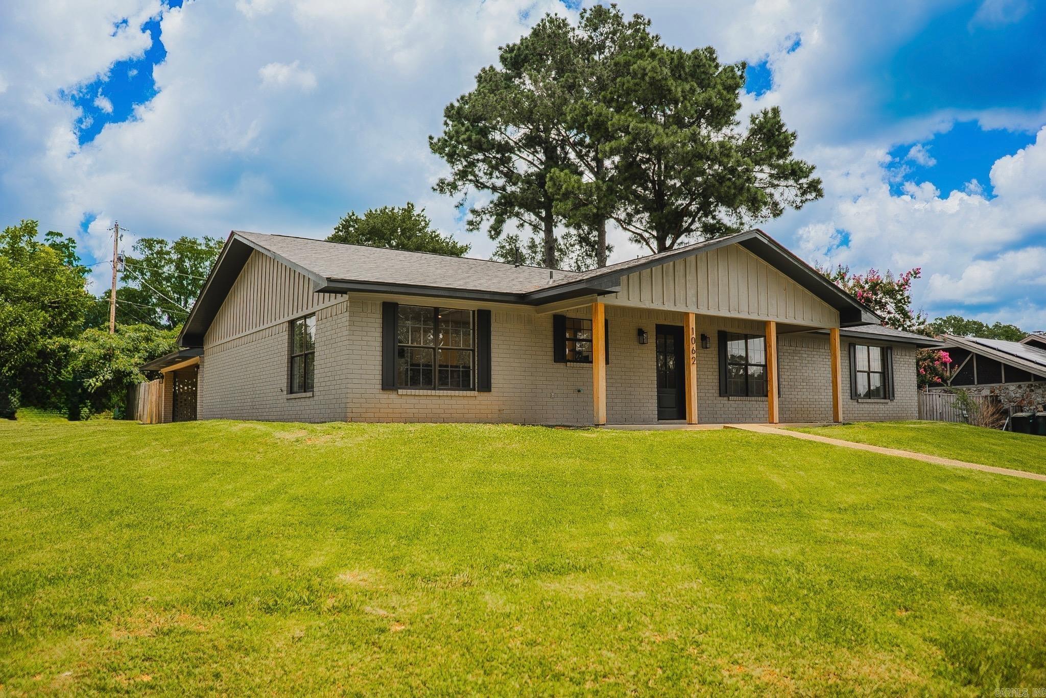 1062 Binns  Monticello, AR