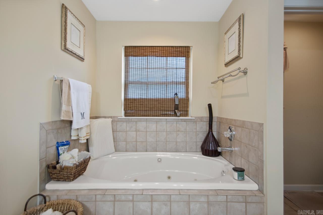 26 Congressional Drive Little Rock, AR 72210-2851
