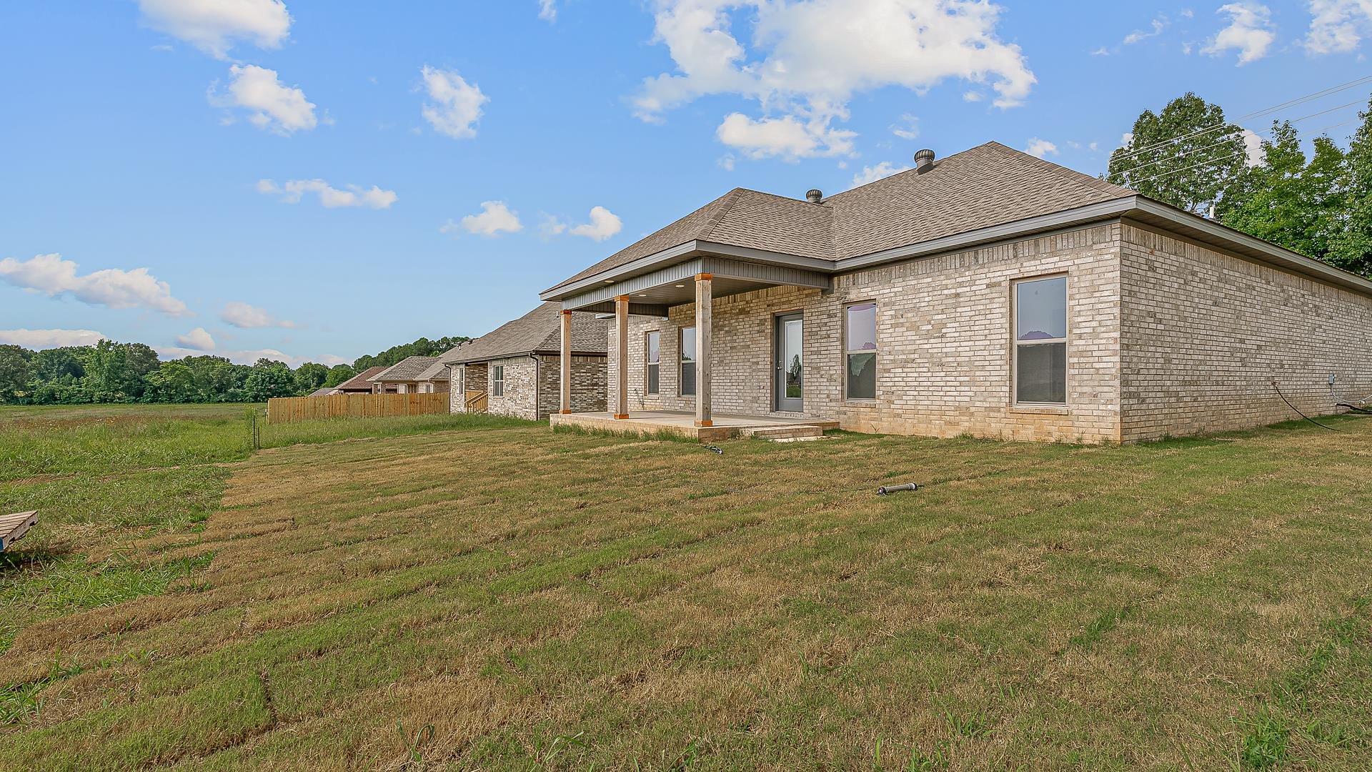 1816 N Oak  Brookland, AR