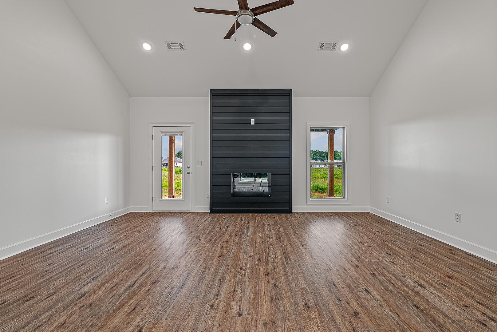 1816 N Oak  Brookland, AR