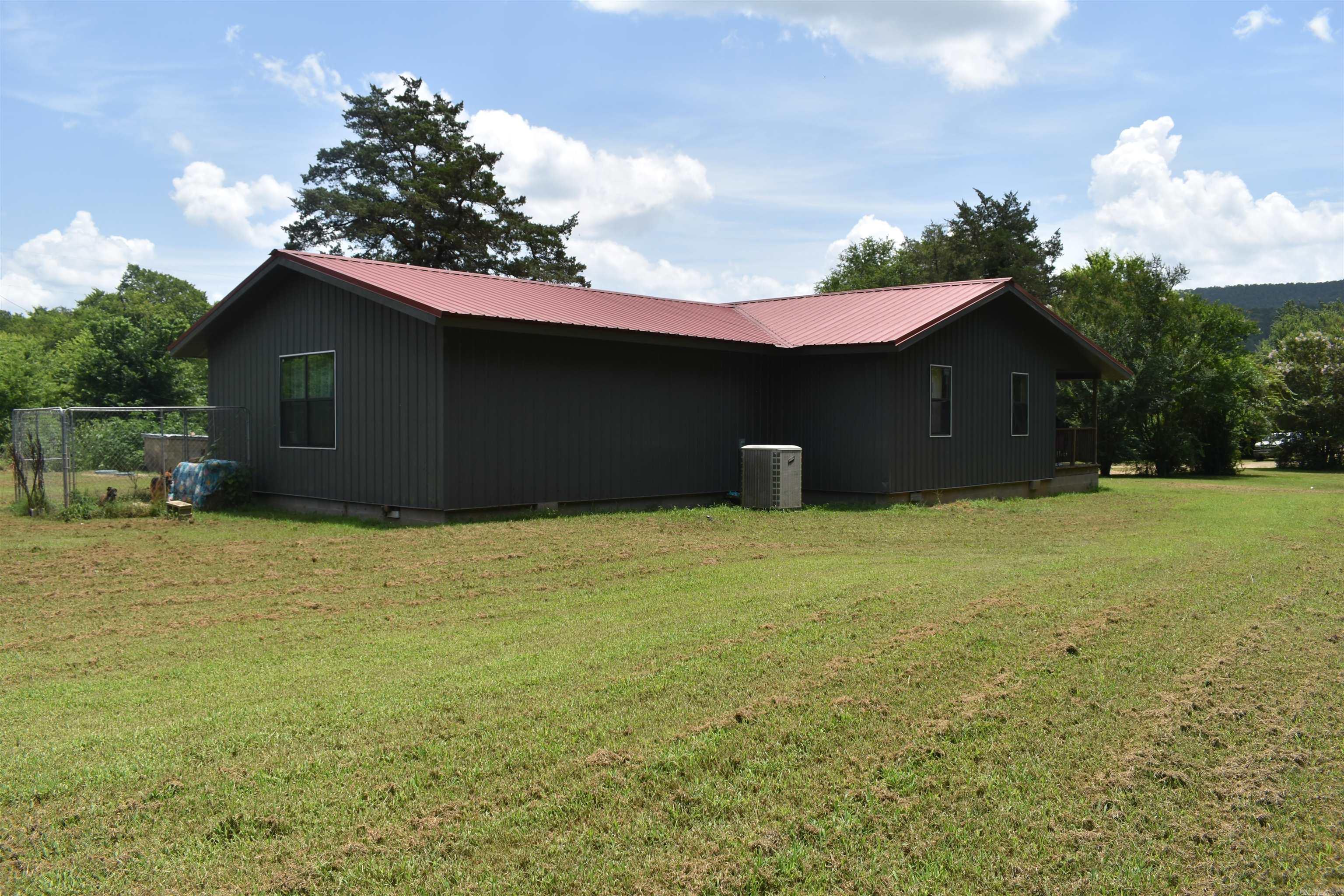 31986 Highway 80  Danville, AR