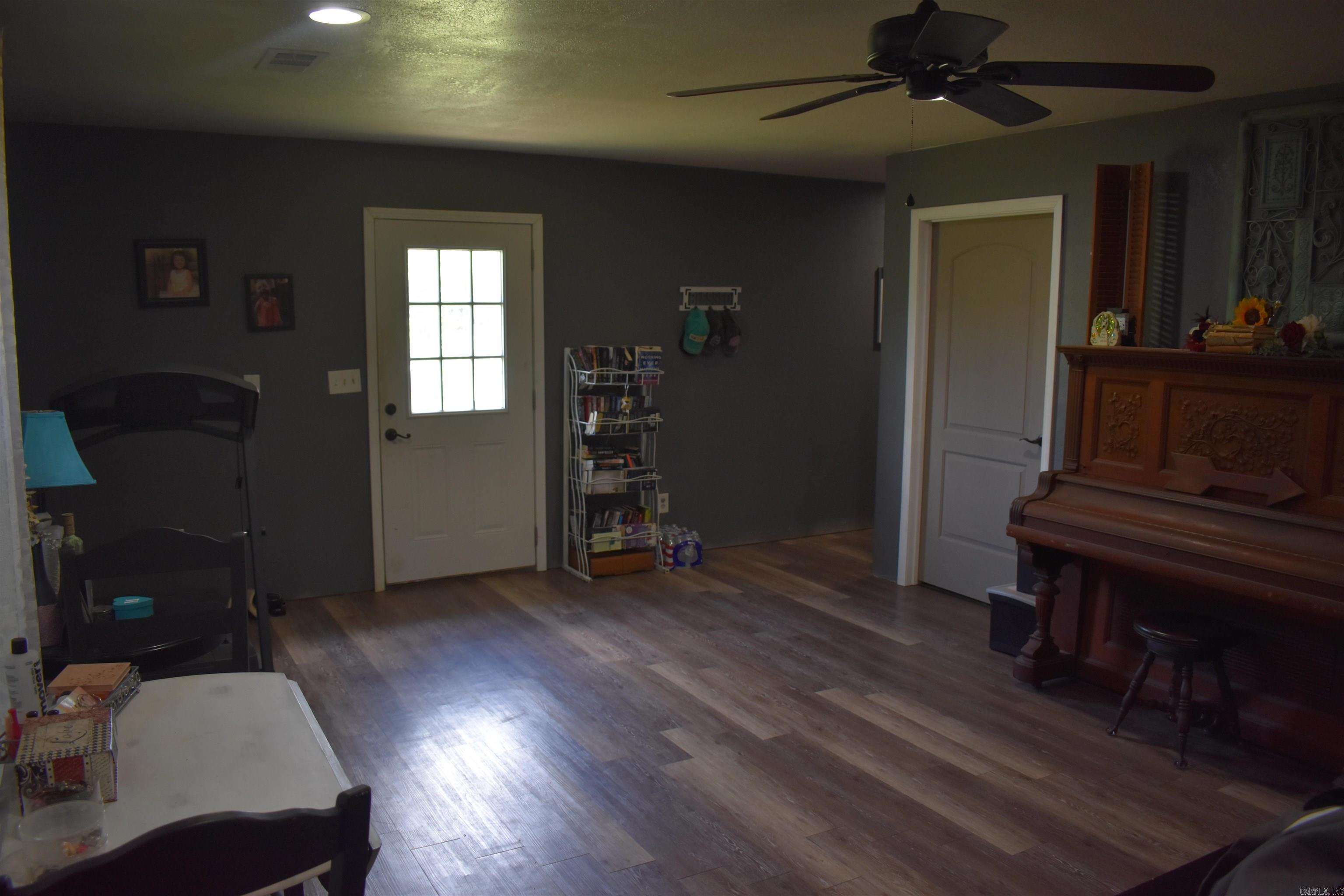 31986 Highway 80  Danville, AR