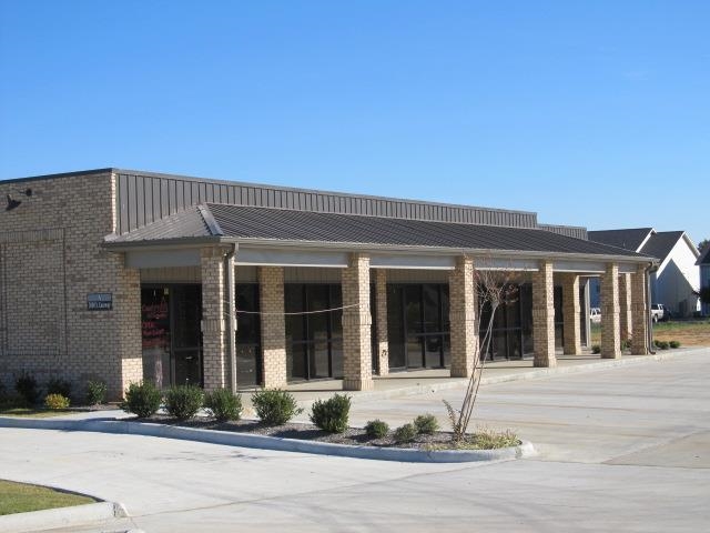 3800 S Caraway Suite 19 & 21  Jonesboro, AR