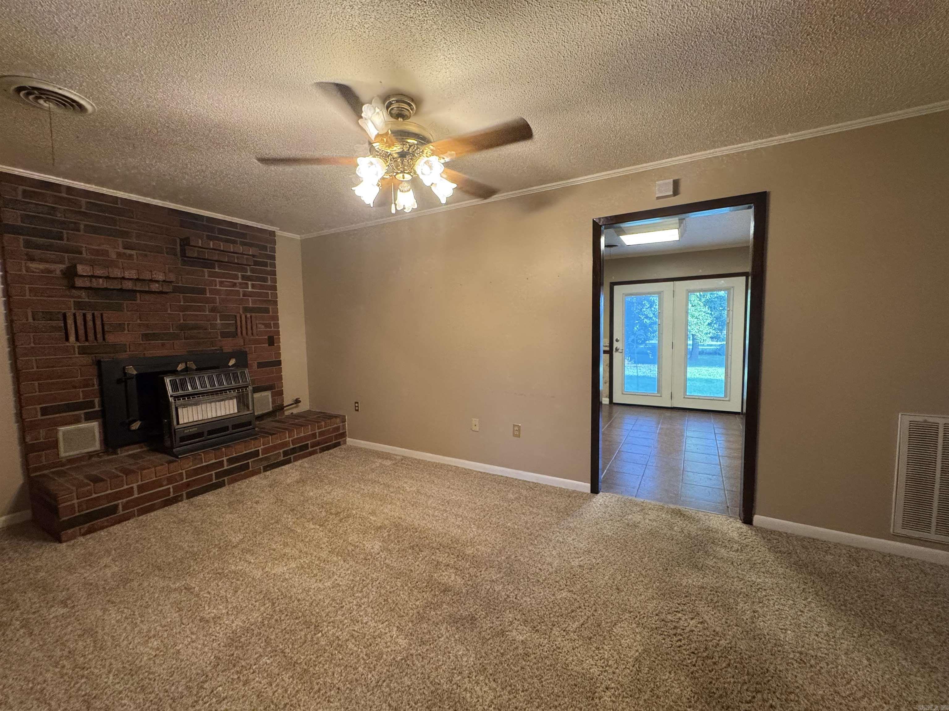 521 W 10th  Newark, AR
