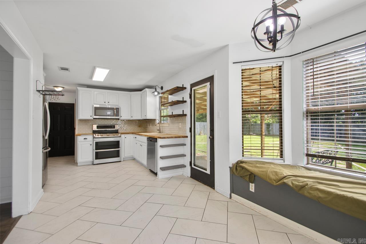 3712 Hazelwood  Benton, AR