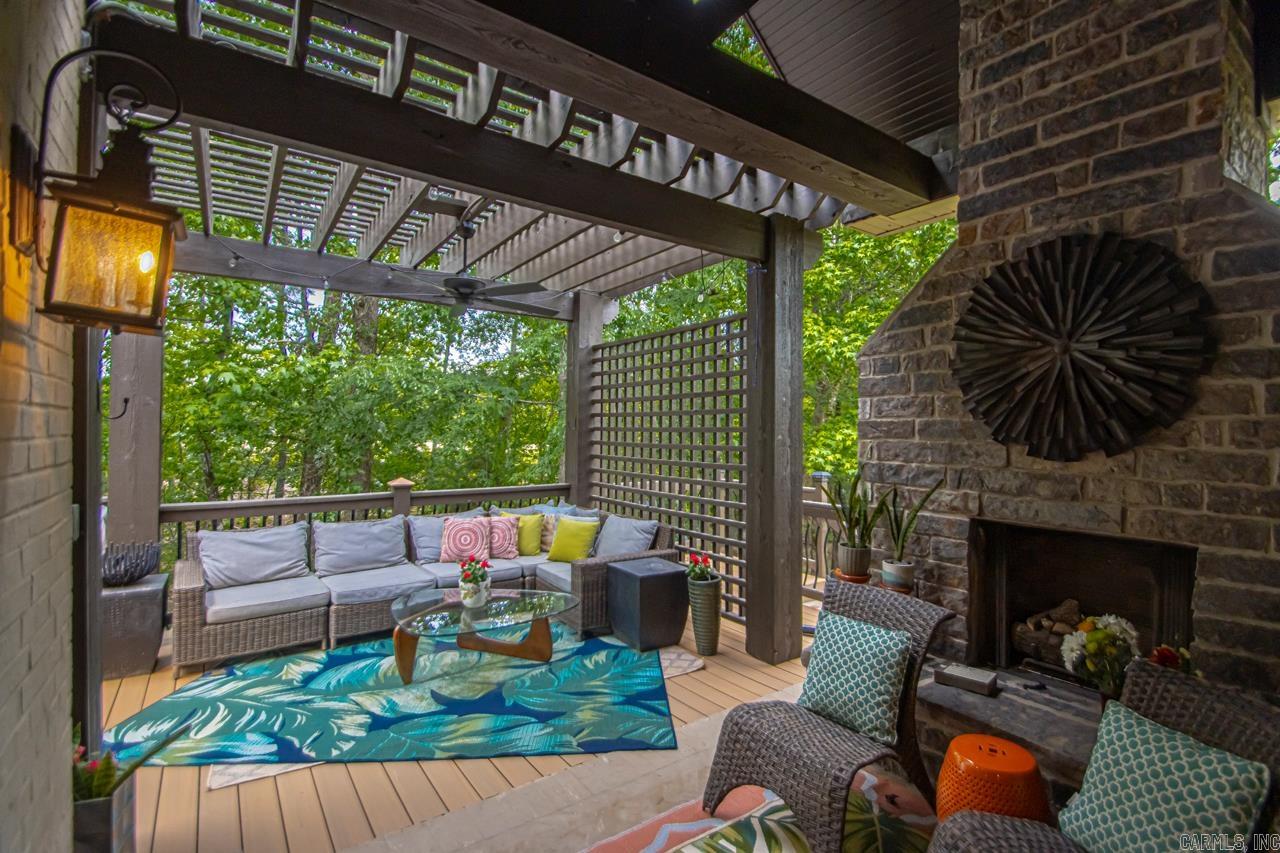 145 Cove Creek Court  Little Rock, AR
