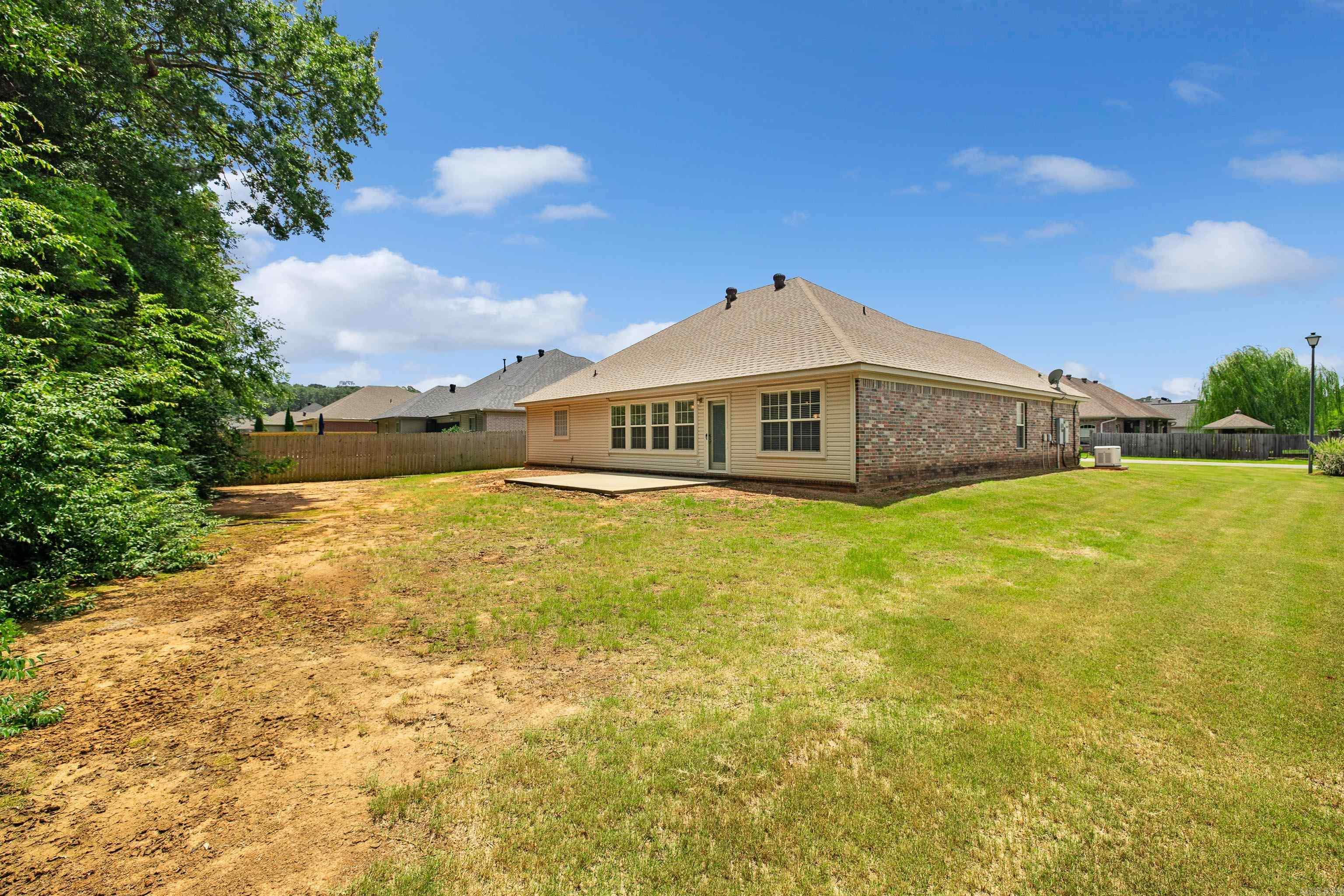 3270 Clover Hill Lane  Benton, AR