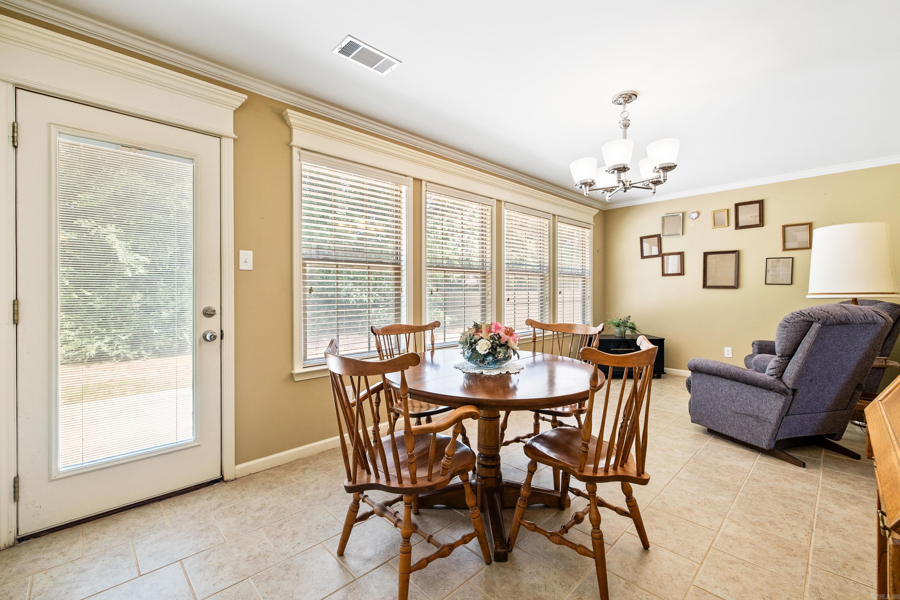 3270 Clover Hill Lane  Benton, AR